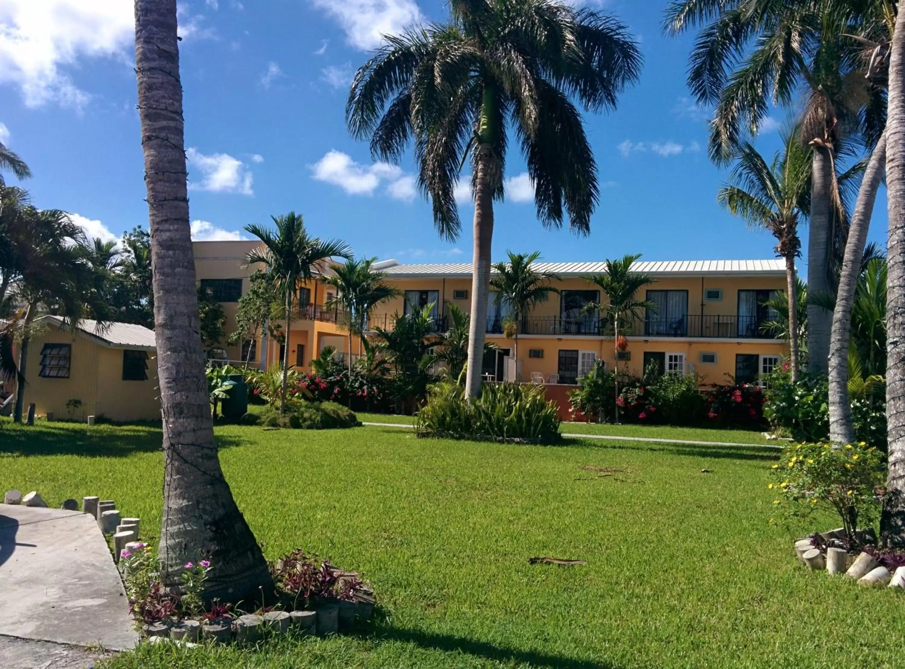 Property Building in Orange Hill Beach Inn