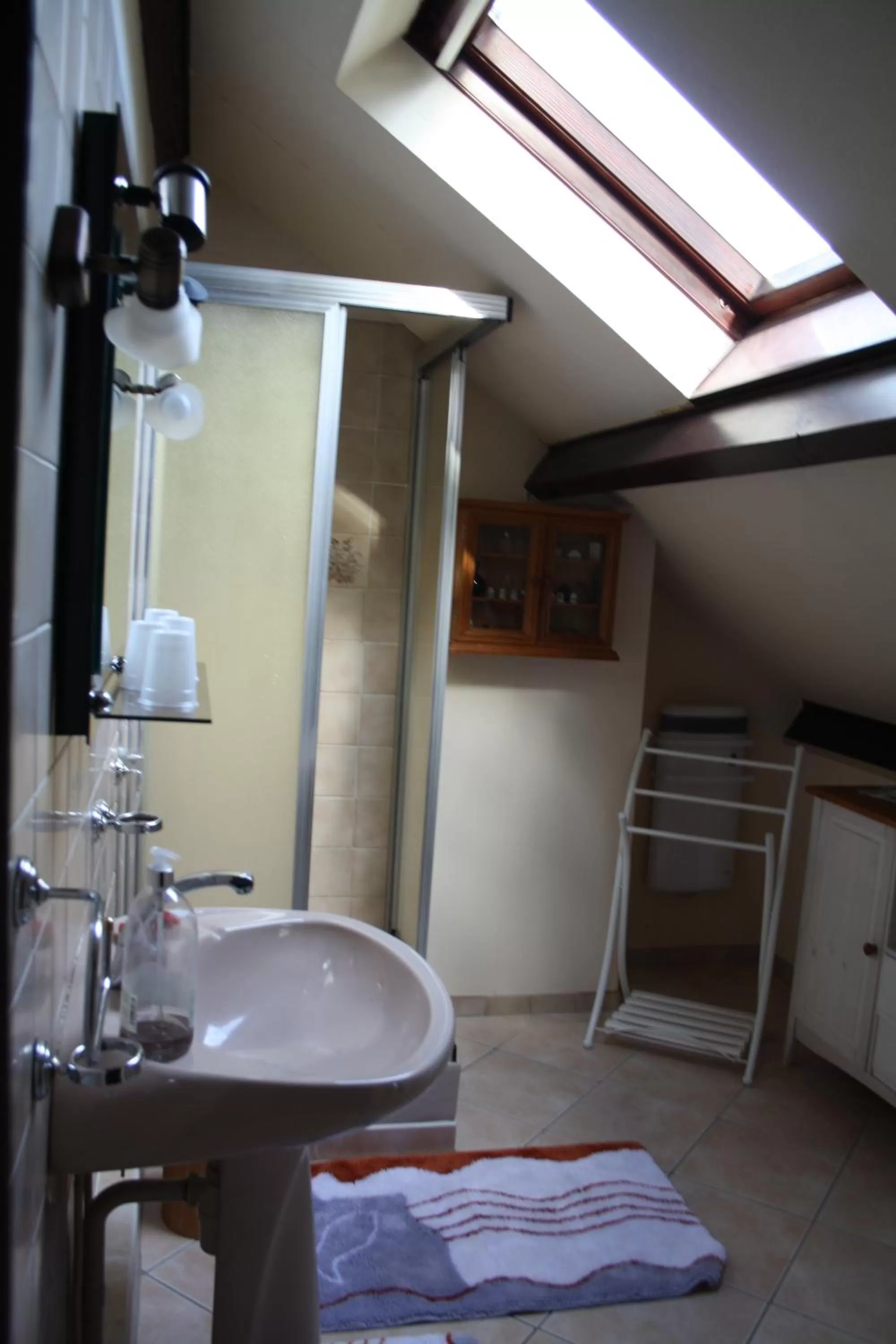 Bathroom in Chambre d'Hôtes Les Chênes