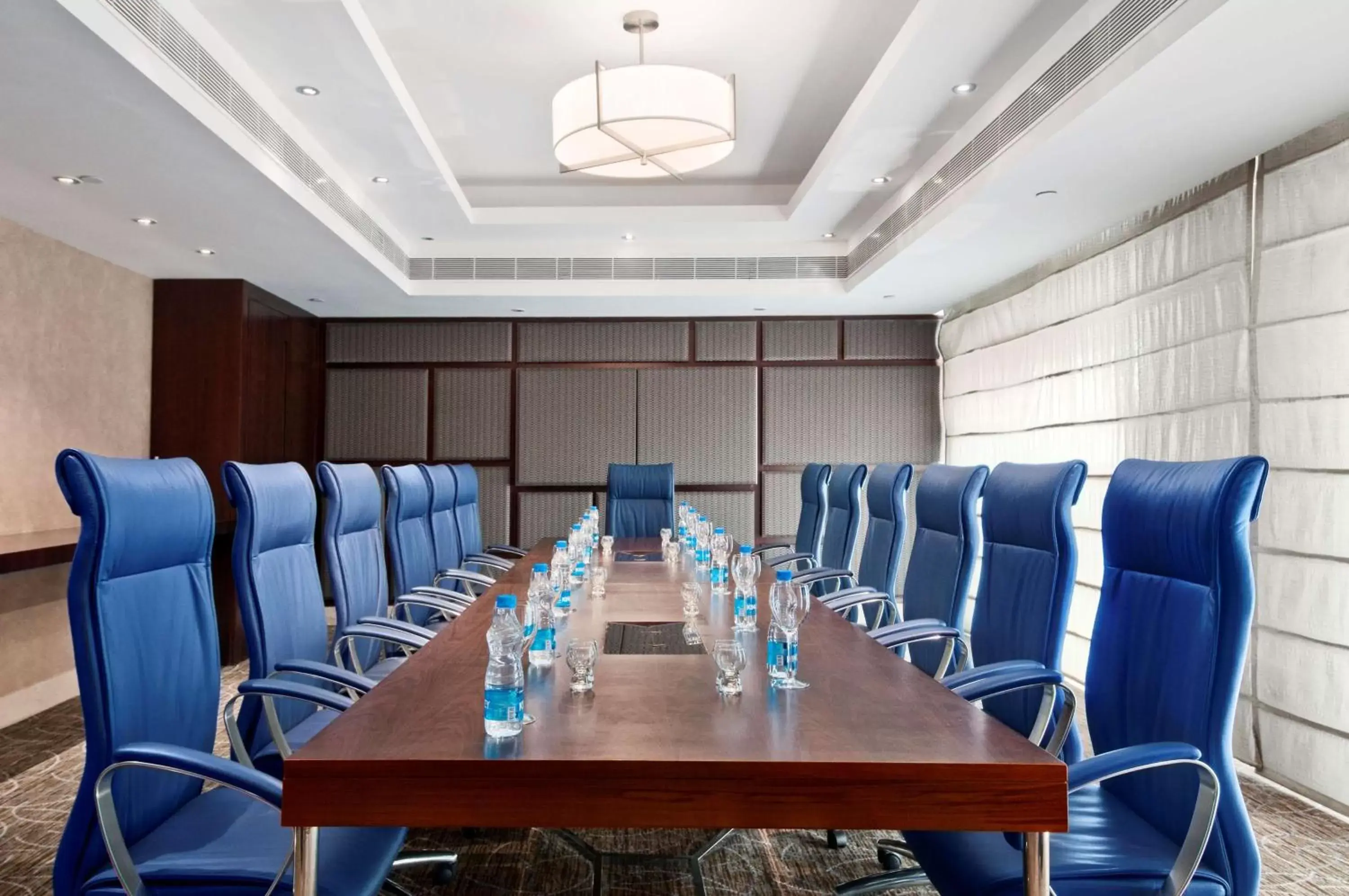 Meeting/conference room in Hilton Chennai