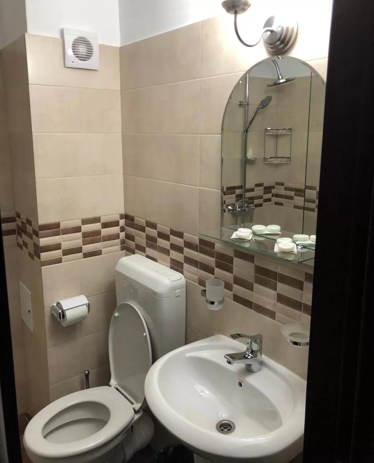 FAST Airport Accomodation