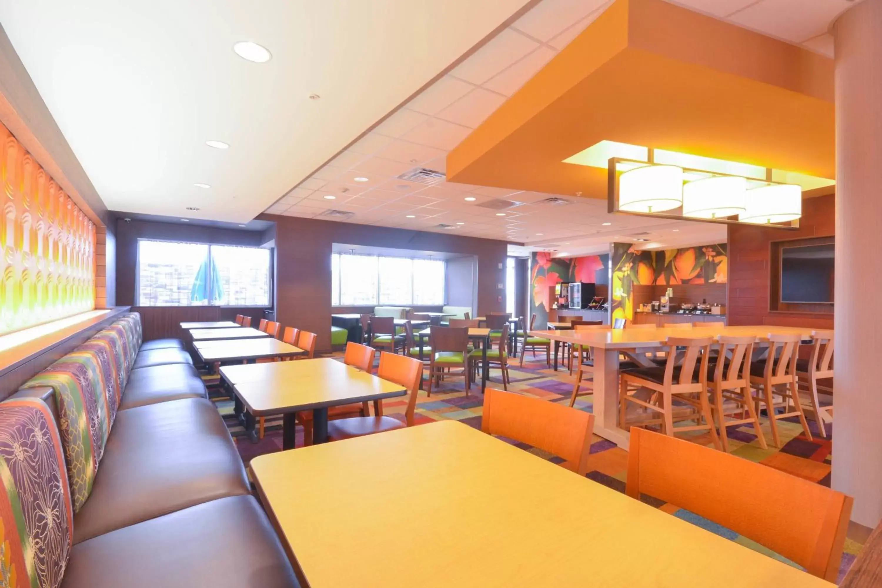 Breakfast, Restaurant/Places to Eat in Fairfield Inn & Suites by Marriott St. Louis Pontoon Beach/Granite City, IL