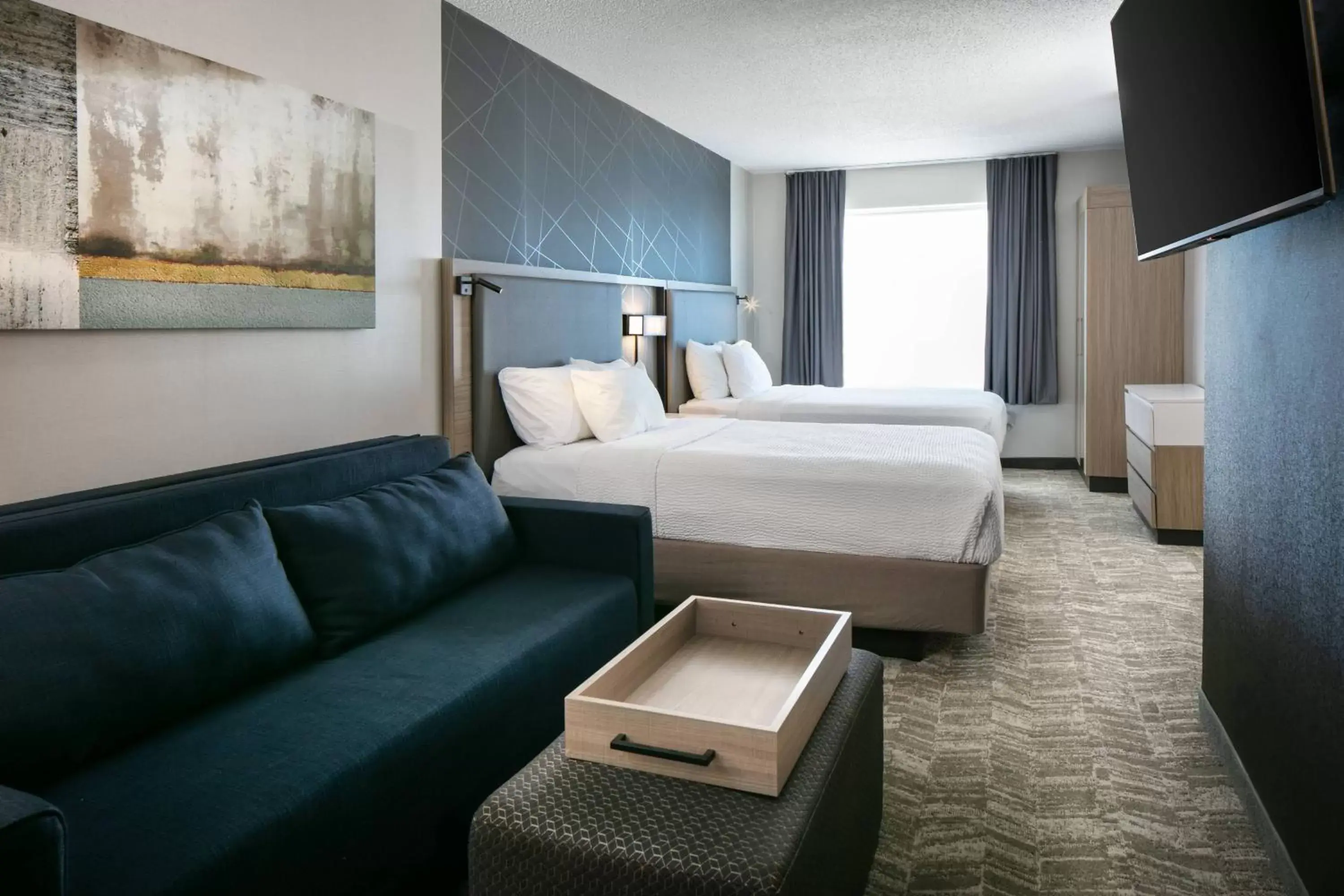 Photo of the whole room in SpringHill Suites by Marriott Tulsa