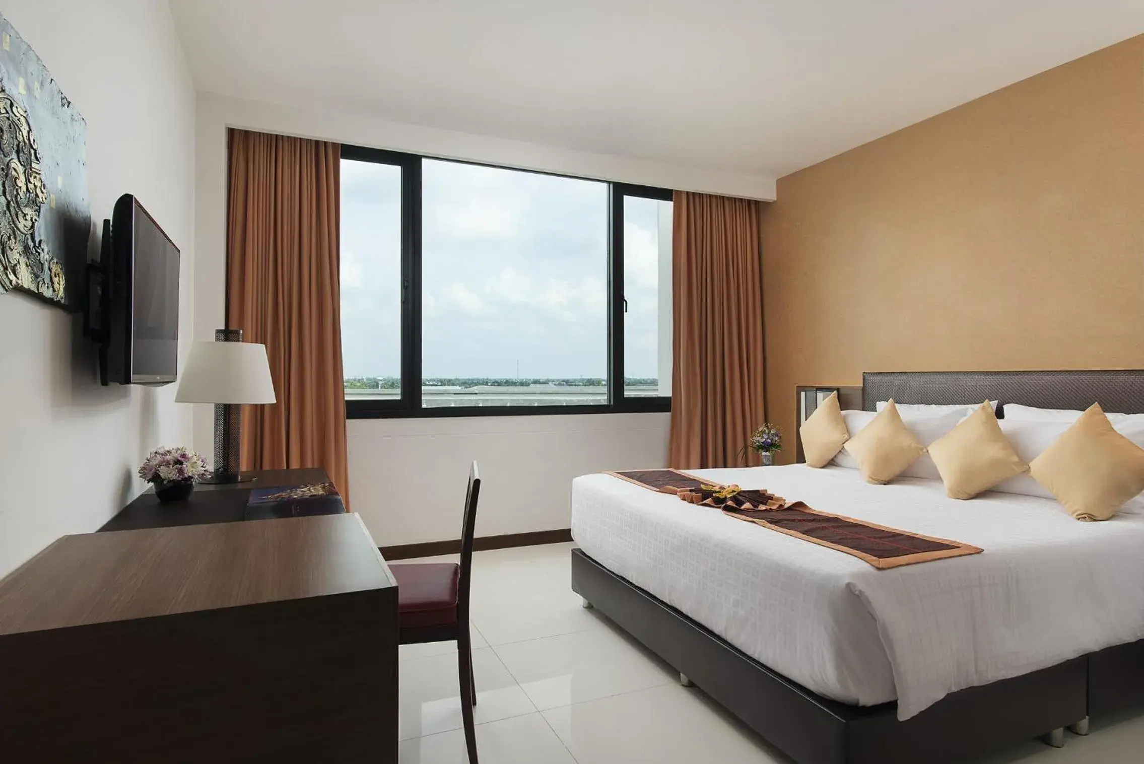 Bed in Mida Grande Hotel Dhavaravati Nakhon Pathom - SHA PLUS Bed in Mida Grande Hotel Dhavaravati Nakhon Pathom - SHA PLUS