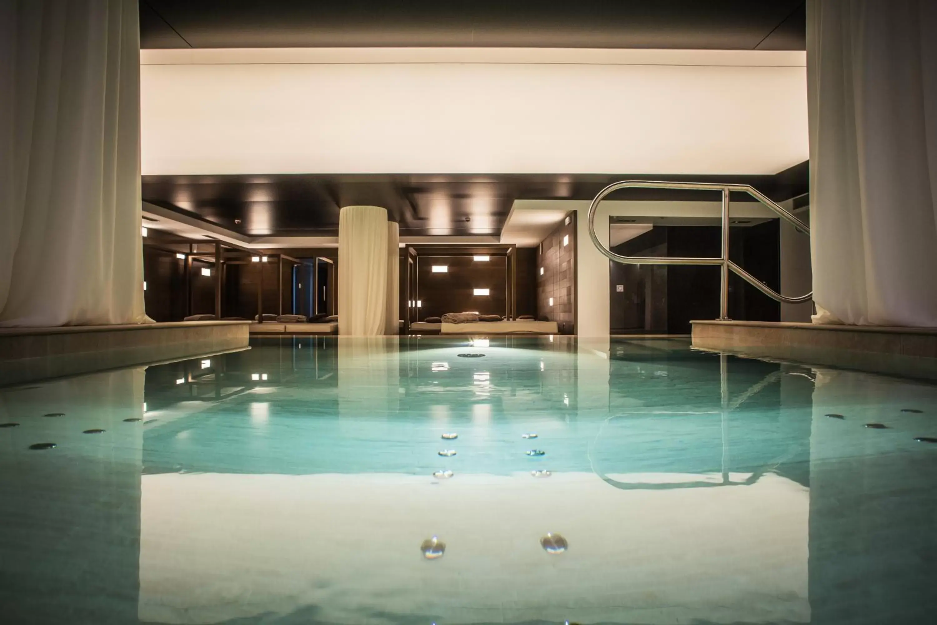 Hot Tub, Swimming Pool in Hotel San Giacomo Spa&Gourmet