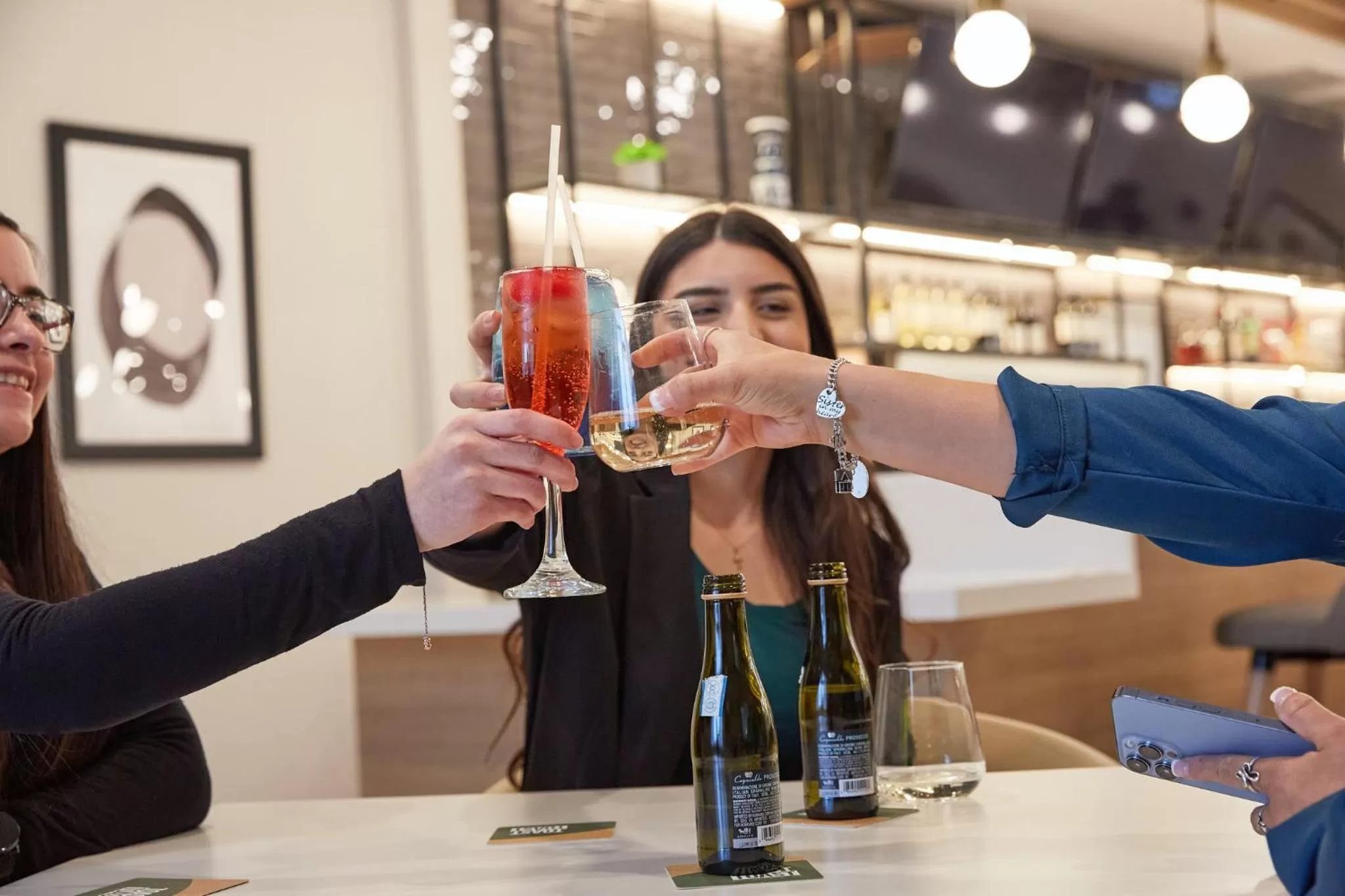 Lounge or bar in Holiday Inn Fort Worth - Alliance by IHG