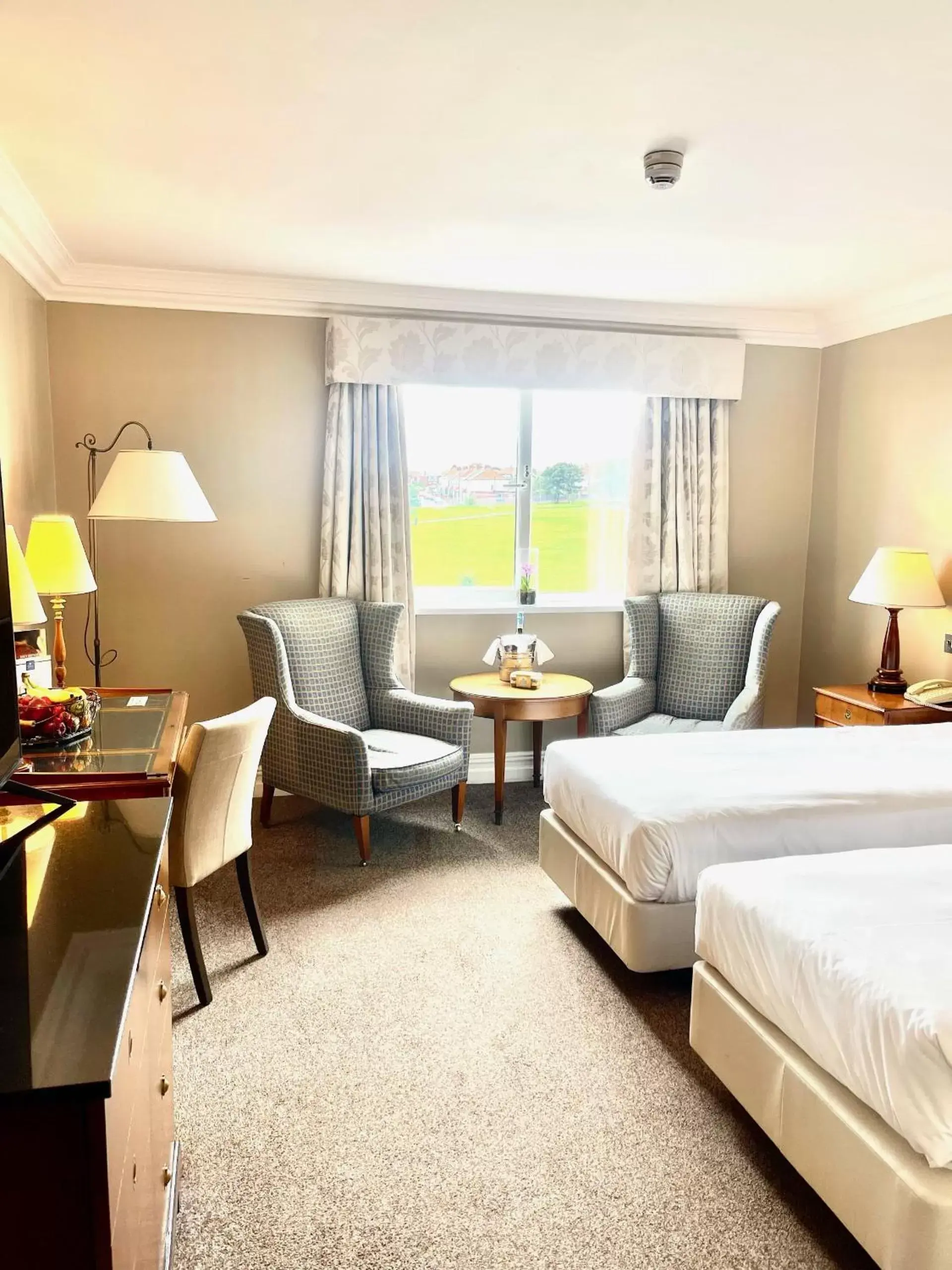 Standard Twin Room in Grand Hotel Sunderland Standard Twin Room in Grand Hotel Sunderland