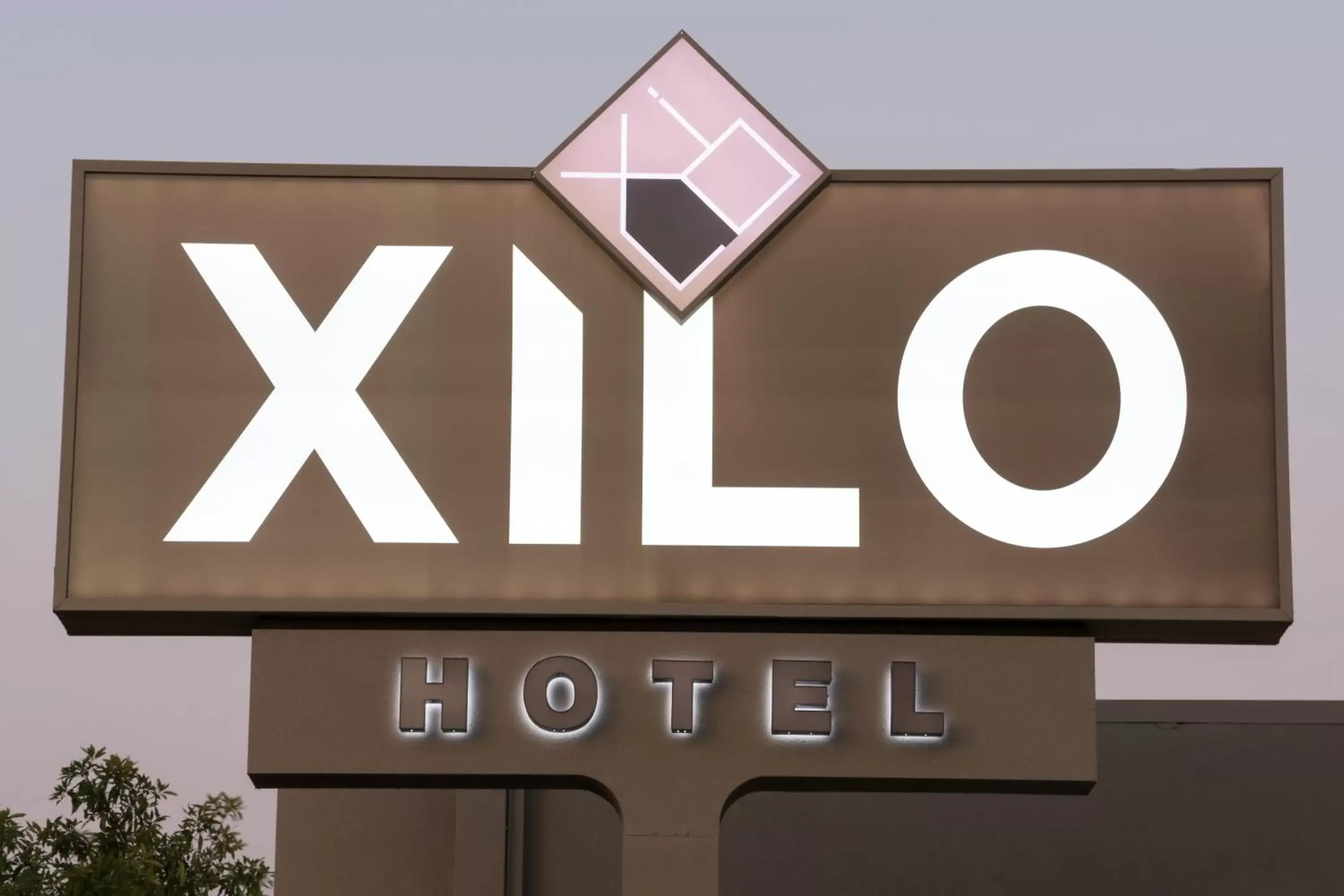 Property logo or sign in Hotel Xilo Glendale