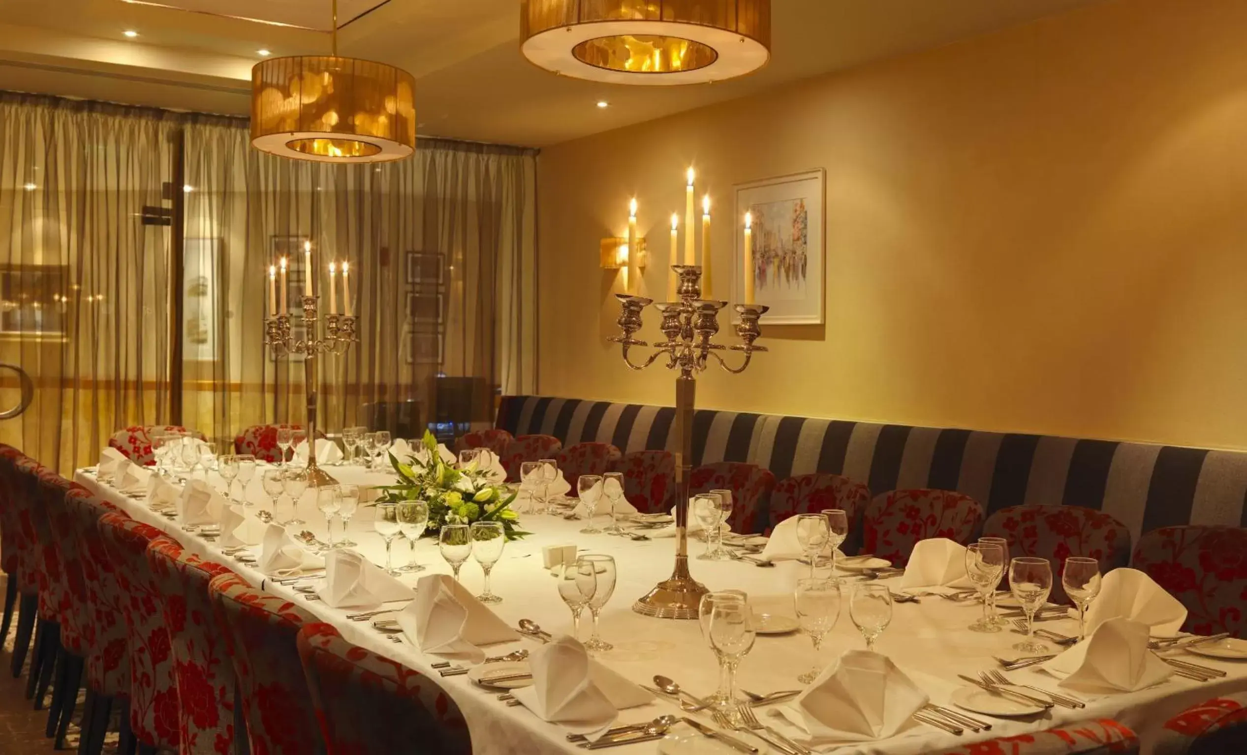 Restaurant/Places to Eat in Kilkenny Ormonde Hotel