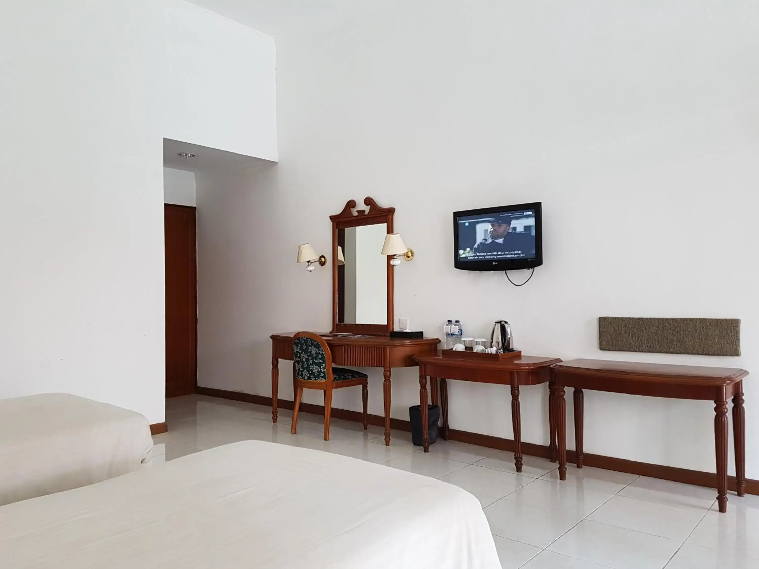 TV and multimedia, Bed in Sinabung Hills Resort
