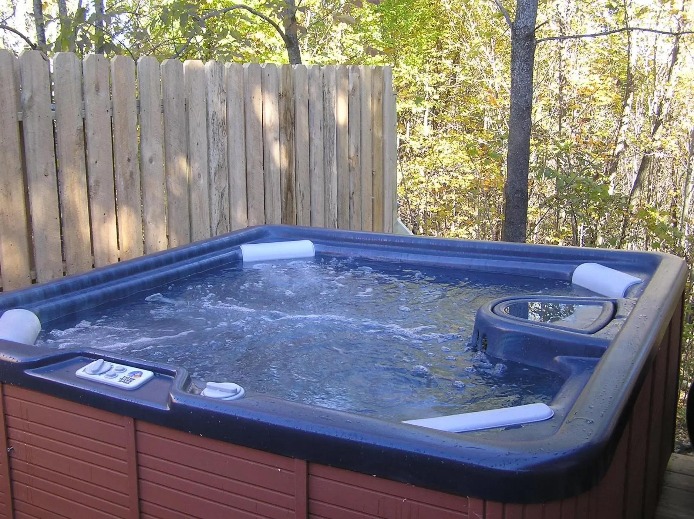 Hot Tub in Maple Hill Farm Inn