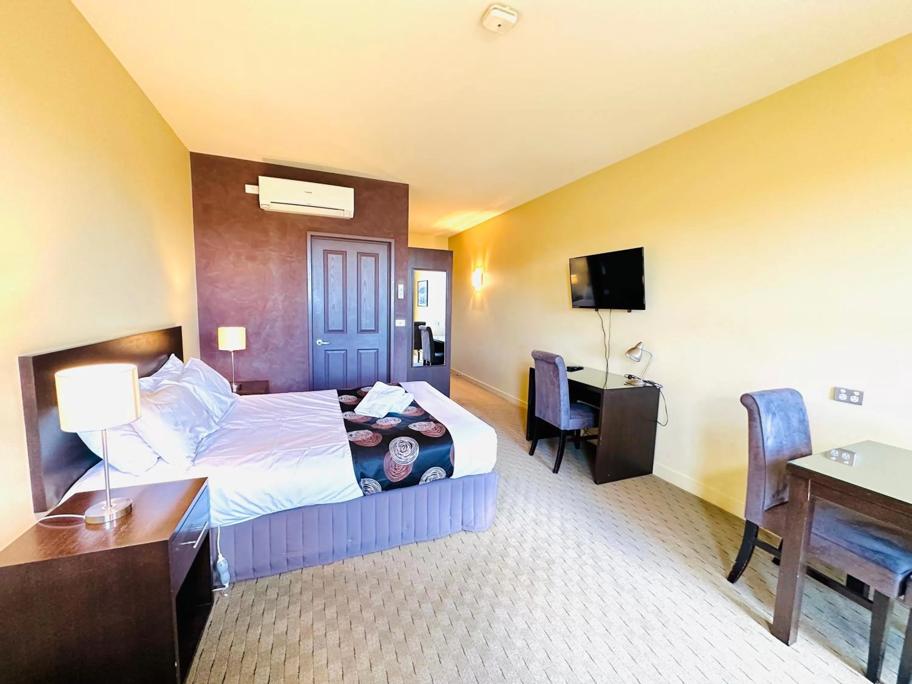 Bed in City Views Ballarart