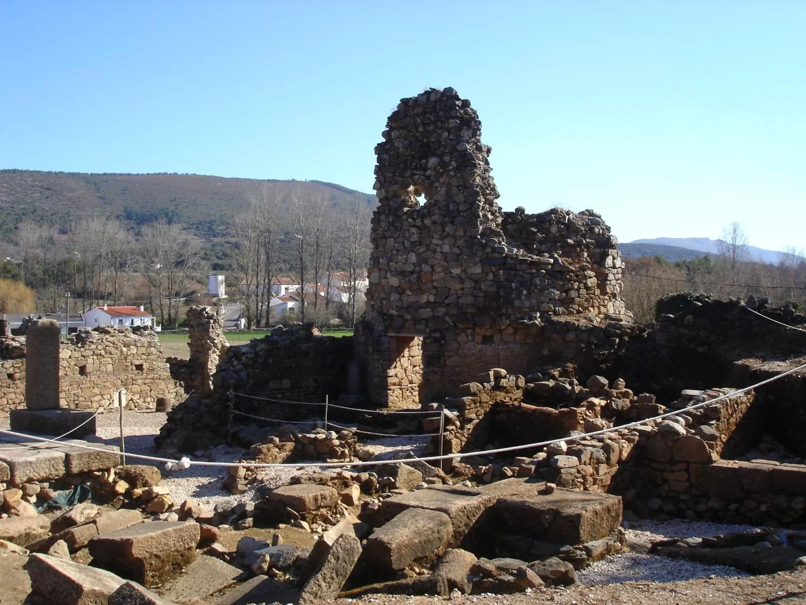 Area and facilities, Winter in Dom Dinis Marvão