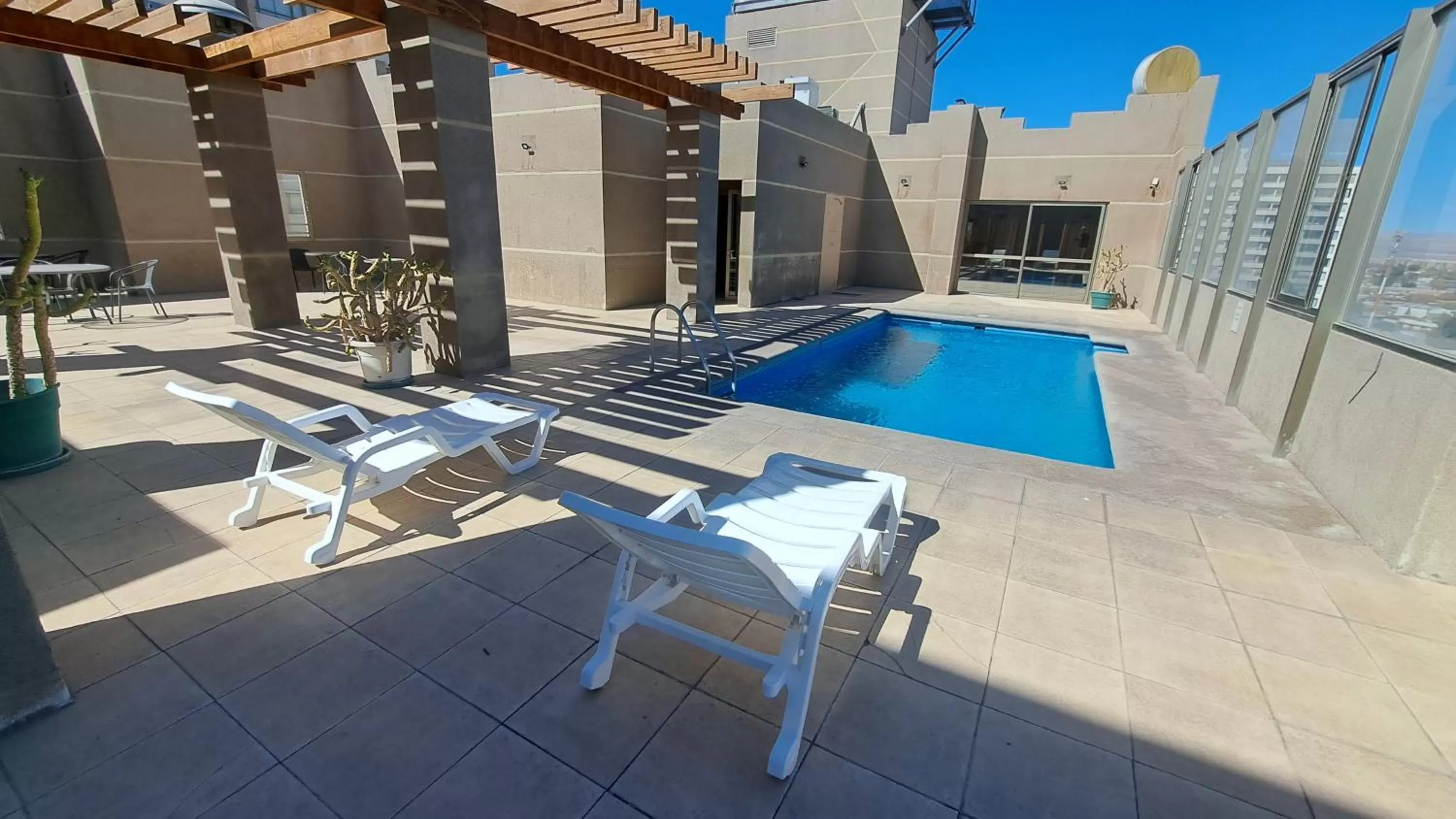 Swimming pool in Hotel Diego De Almagro Calama