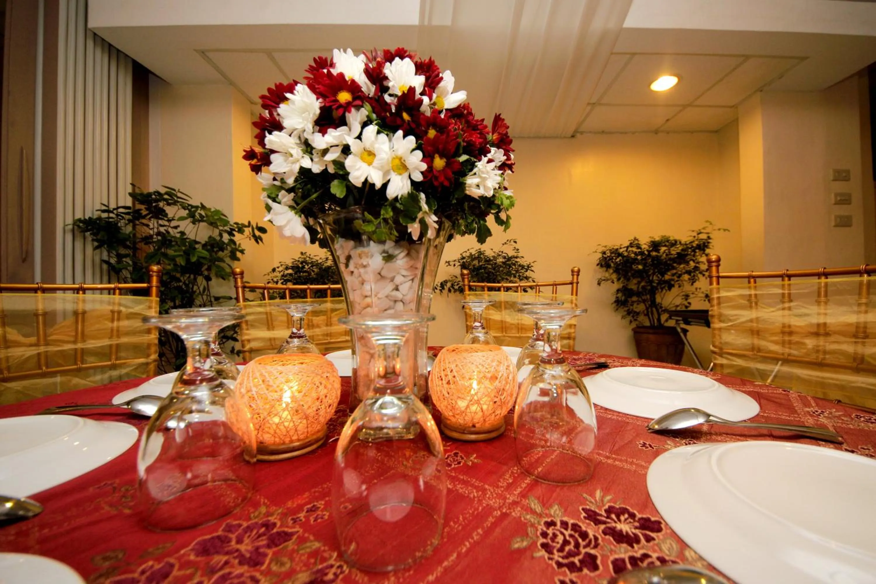 Banquet/Function facilities in Casa Pura Inn and Suites
