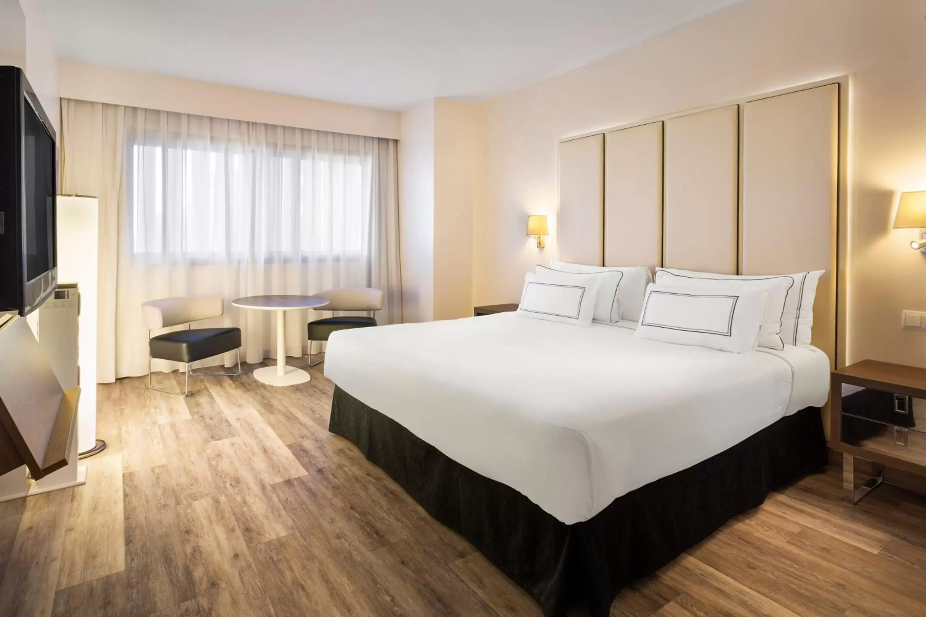 Bedroom, Bed in Melia Lebreros Bedroom, Bed in Melia Lebreros