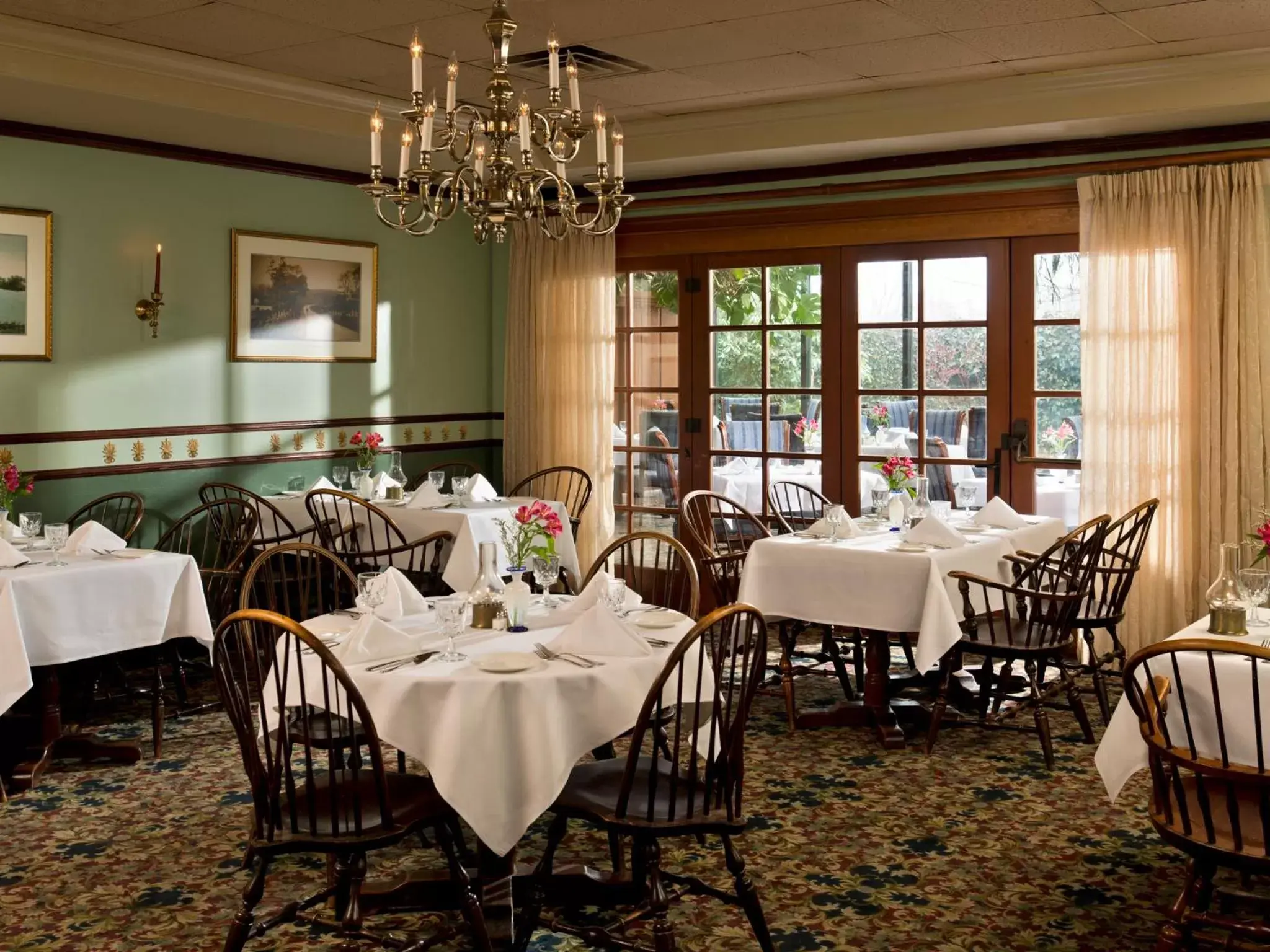 Restaurant/Places to Eat in Dan'l Webster Inn and Spa