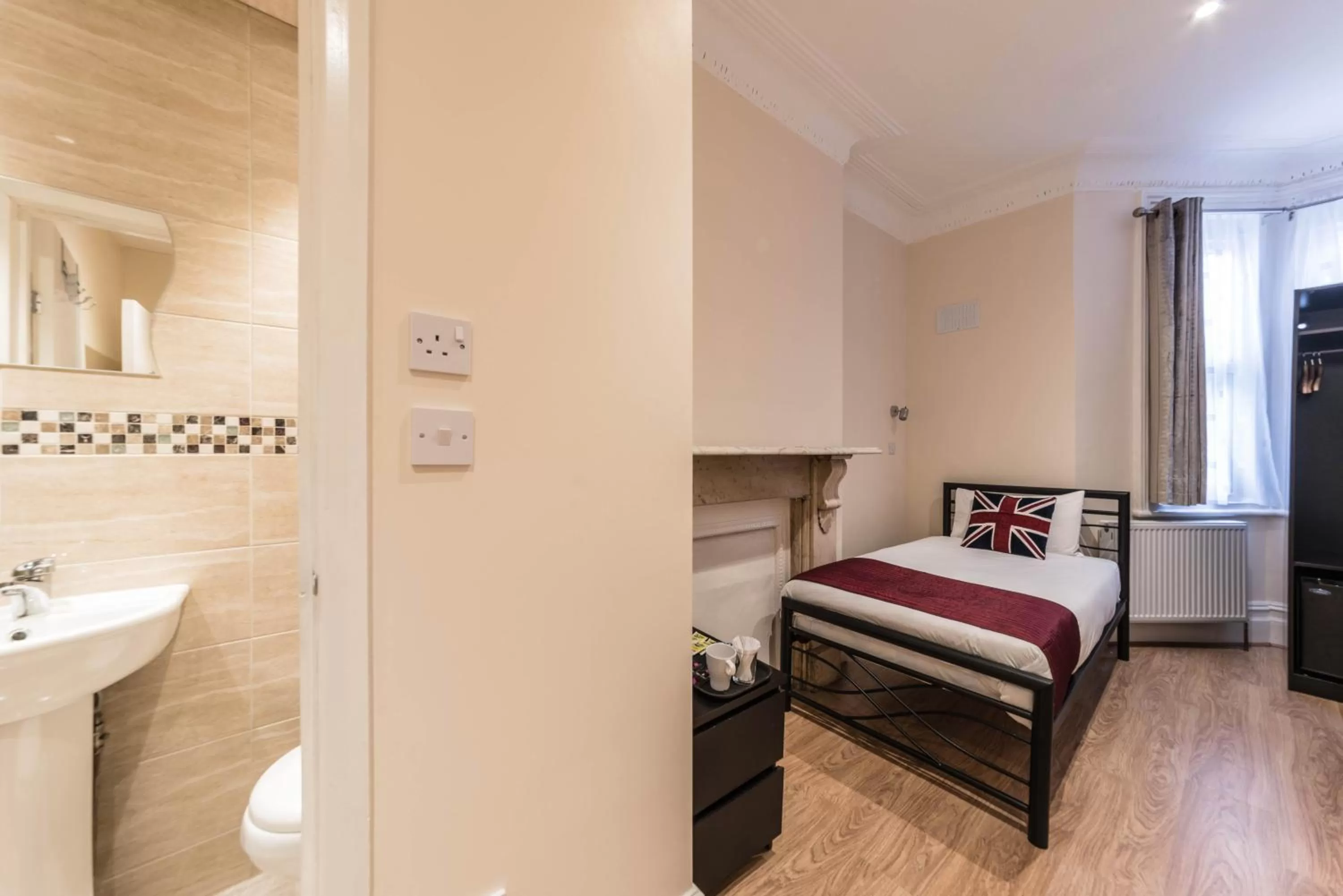 Bed, Bathroom in Hellenic Hotel by Saba