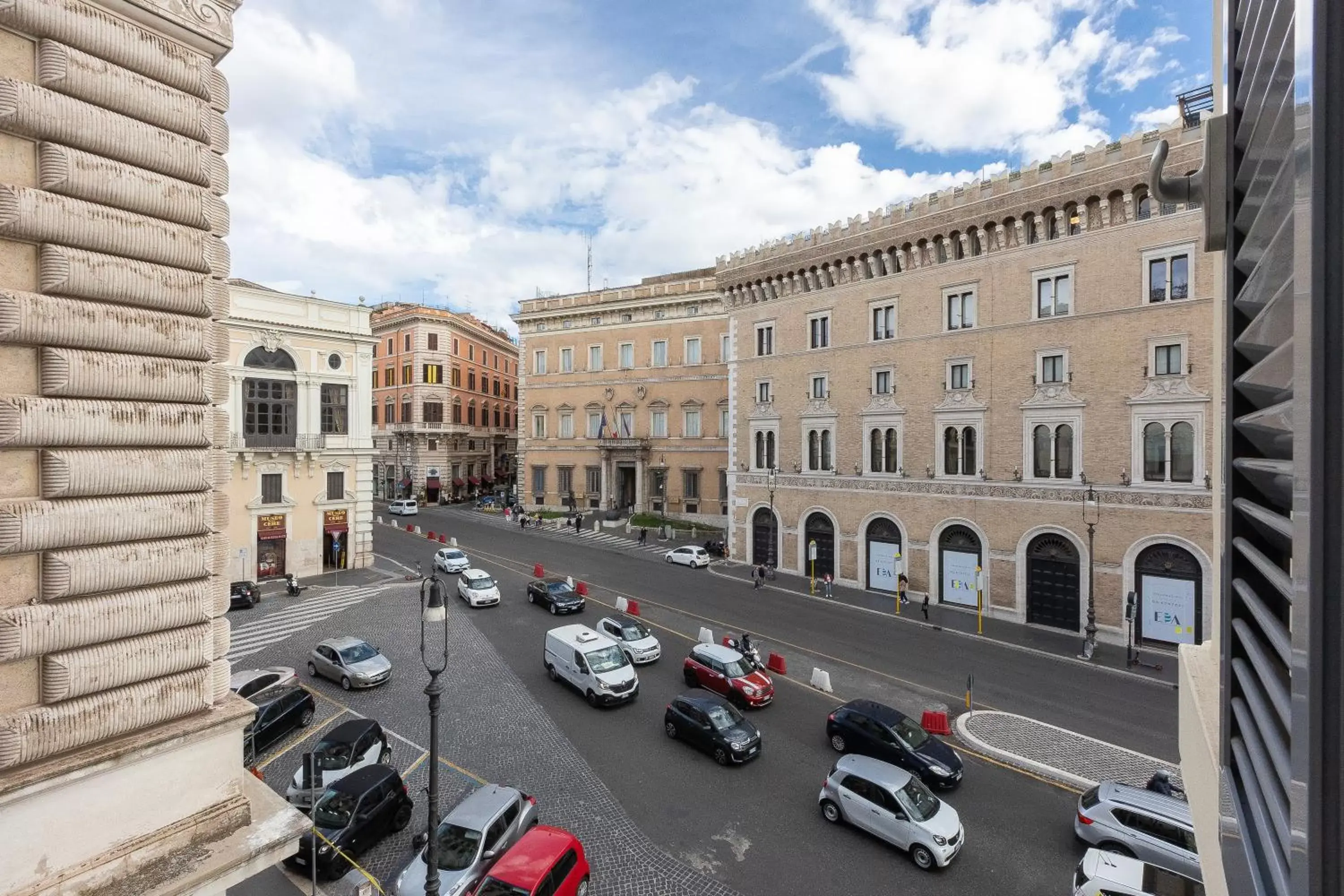 Street view in Hotel Castellino Roma