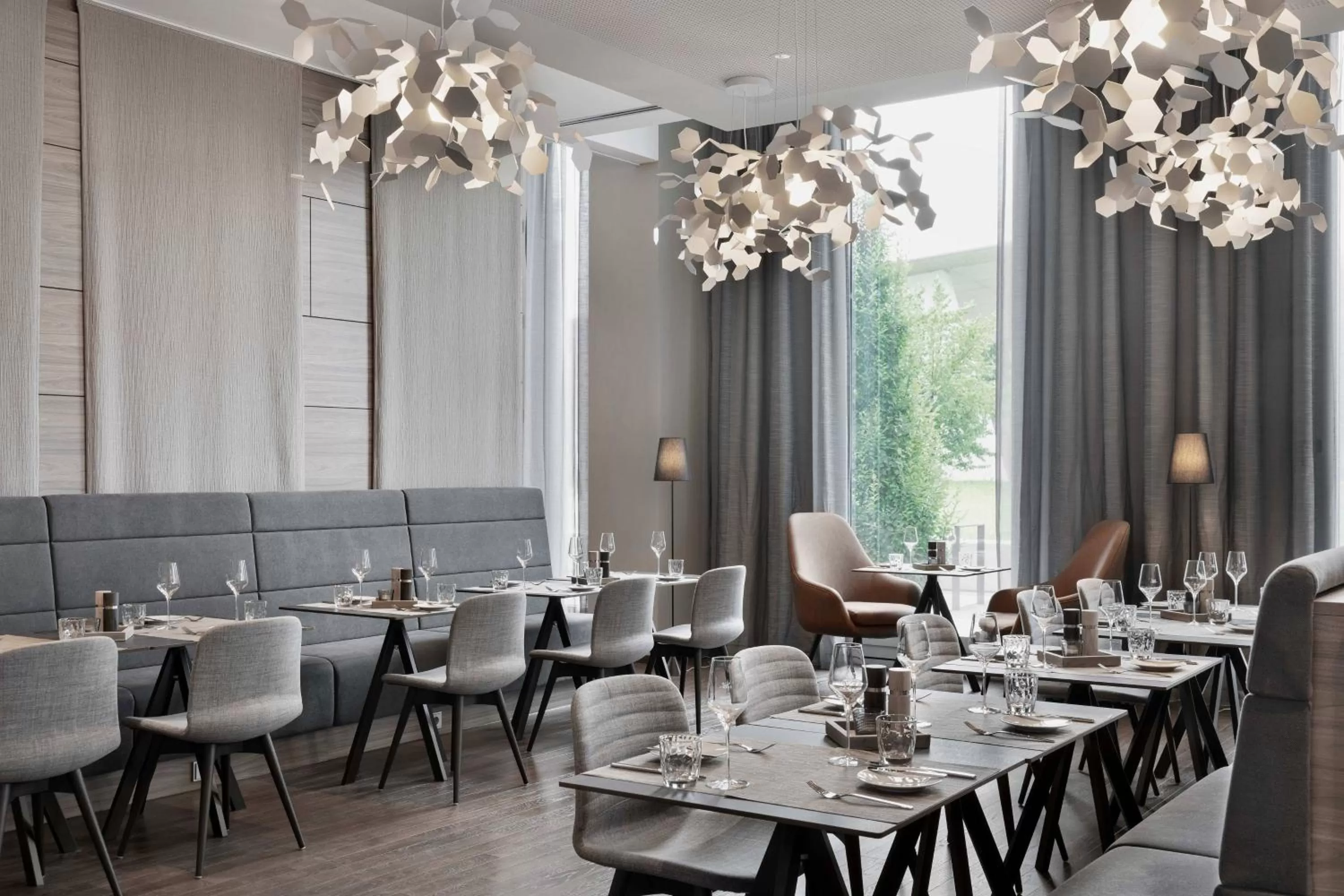 Lounge or bar in Courtyard by Marriott Munich Garching