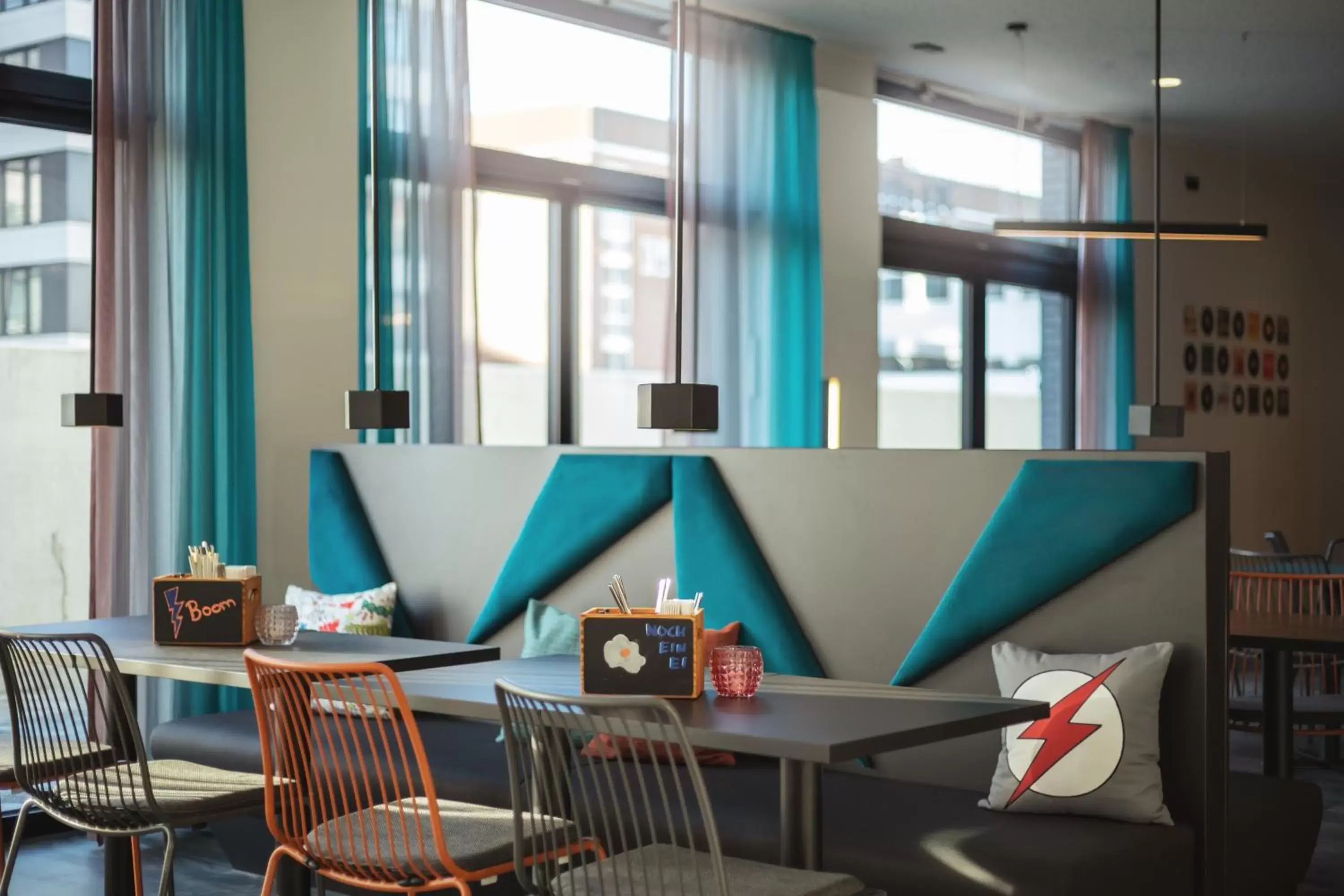 Restaurant/places to eat in Holiday Inn - the niu, Flash Berlin Charlottenburg by IHG Restaurant/places to eat in Holiday Inn - the niu, Flash Berlin Charlottenburg by IHG