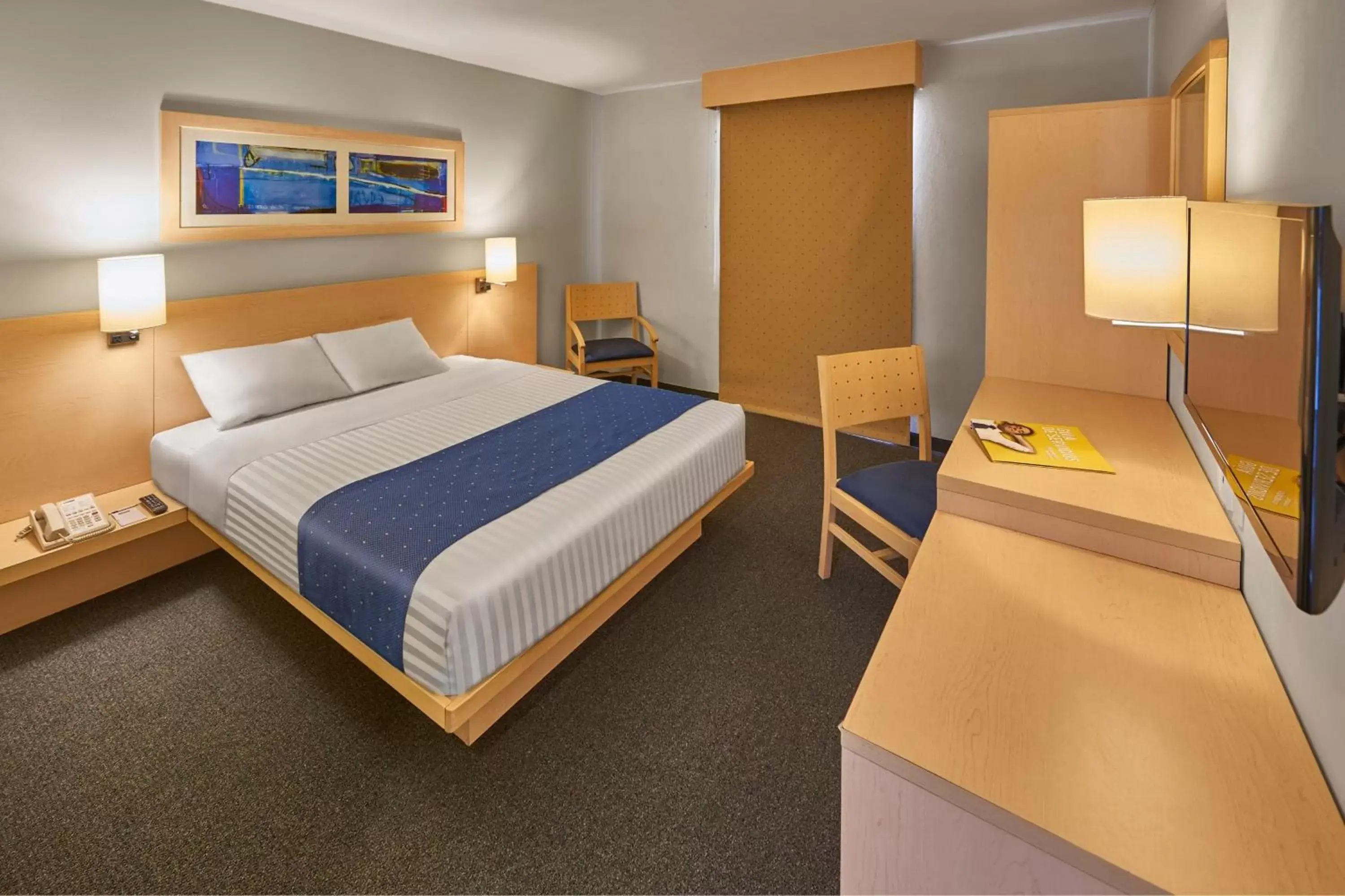 Photo of the whole room, Bed in City Express by Marriott Culiacan