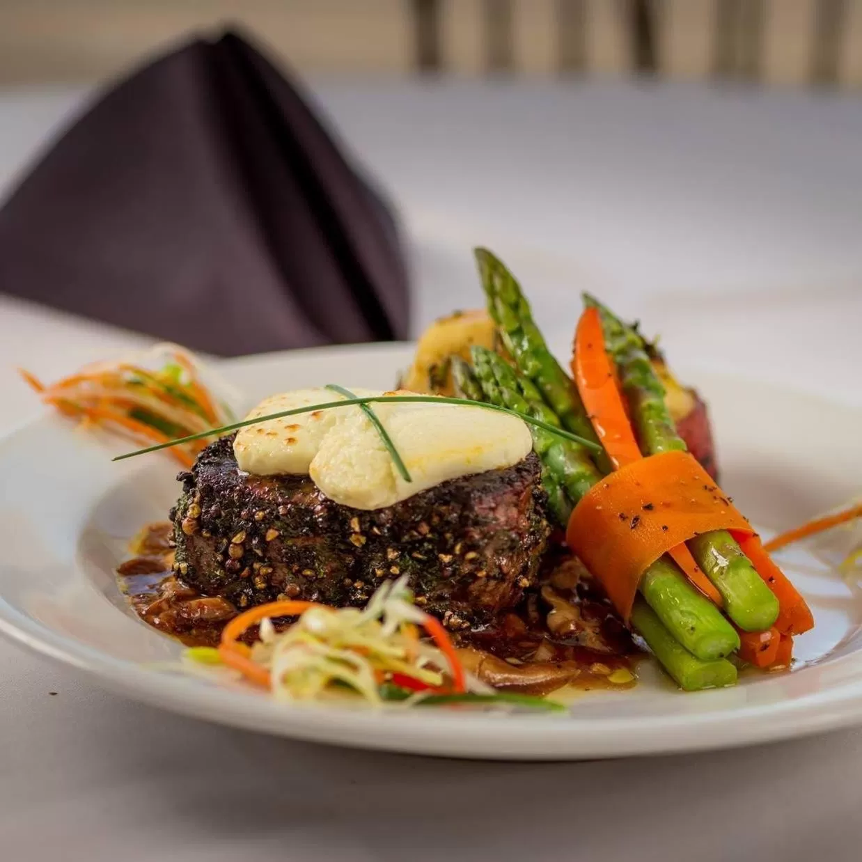 Restaurant/places to eat, Food in The Lucerne Inn