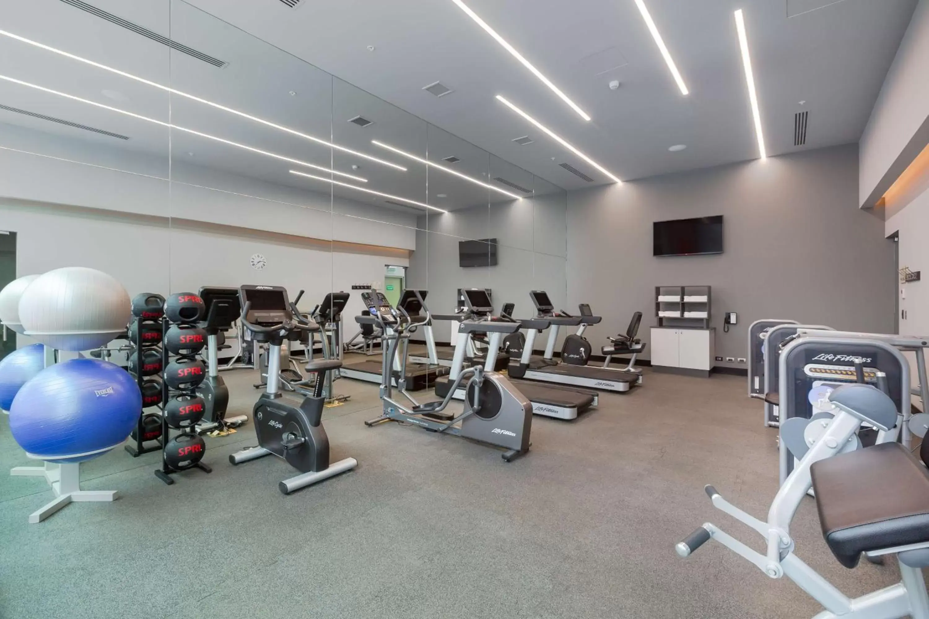 Fitness centre/facilities, Fitness Center/Facilities in Gran Hotel Costa Rica, Curio Collection By Hilton