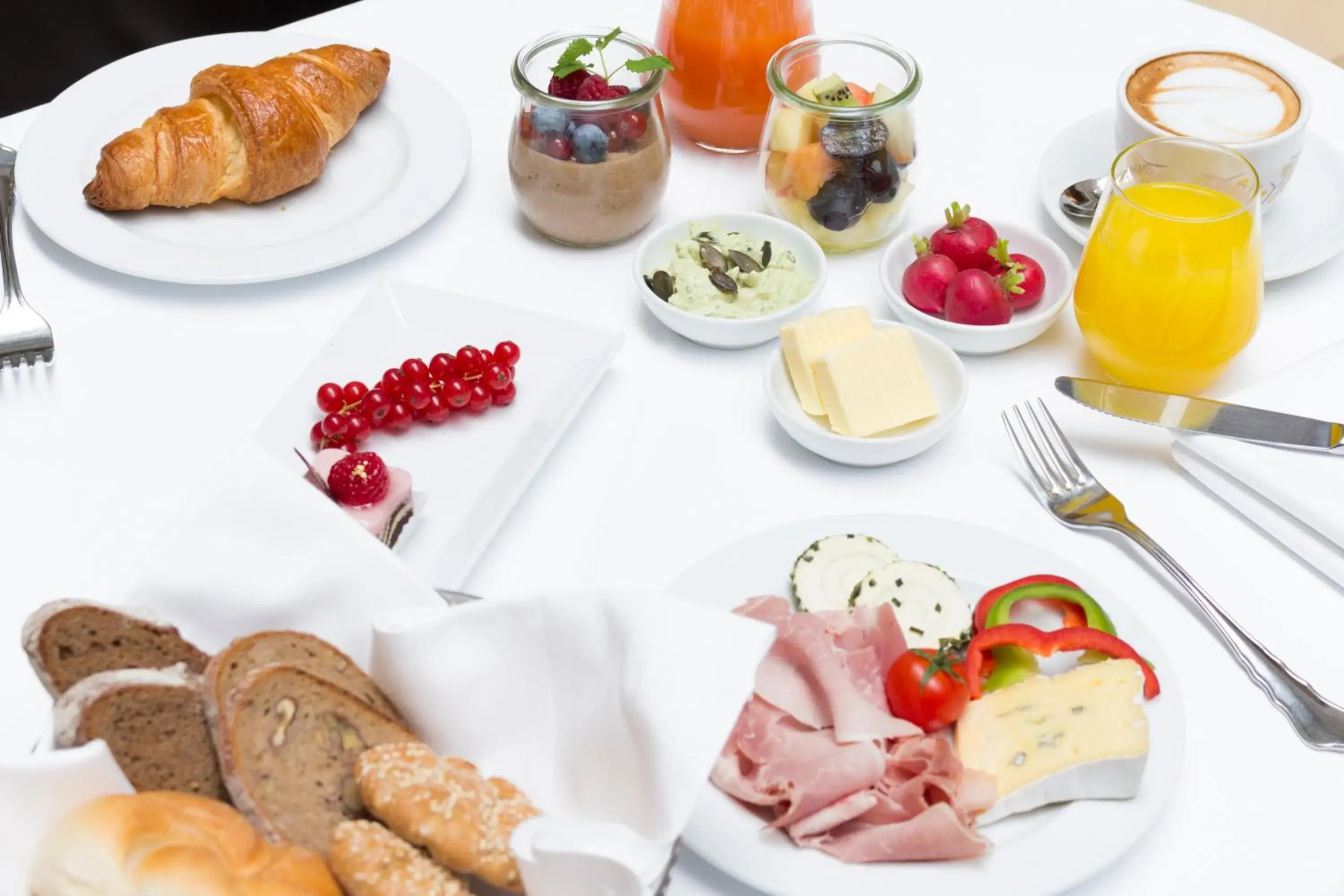 Food and drinks, Breakfast in Schlossberghotel - Das Kunsthotel