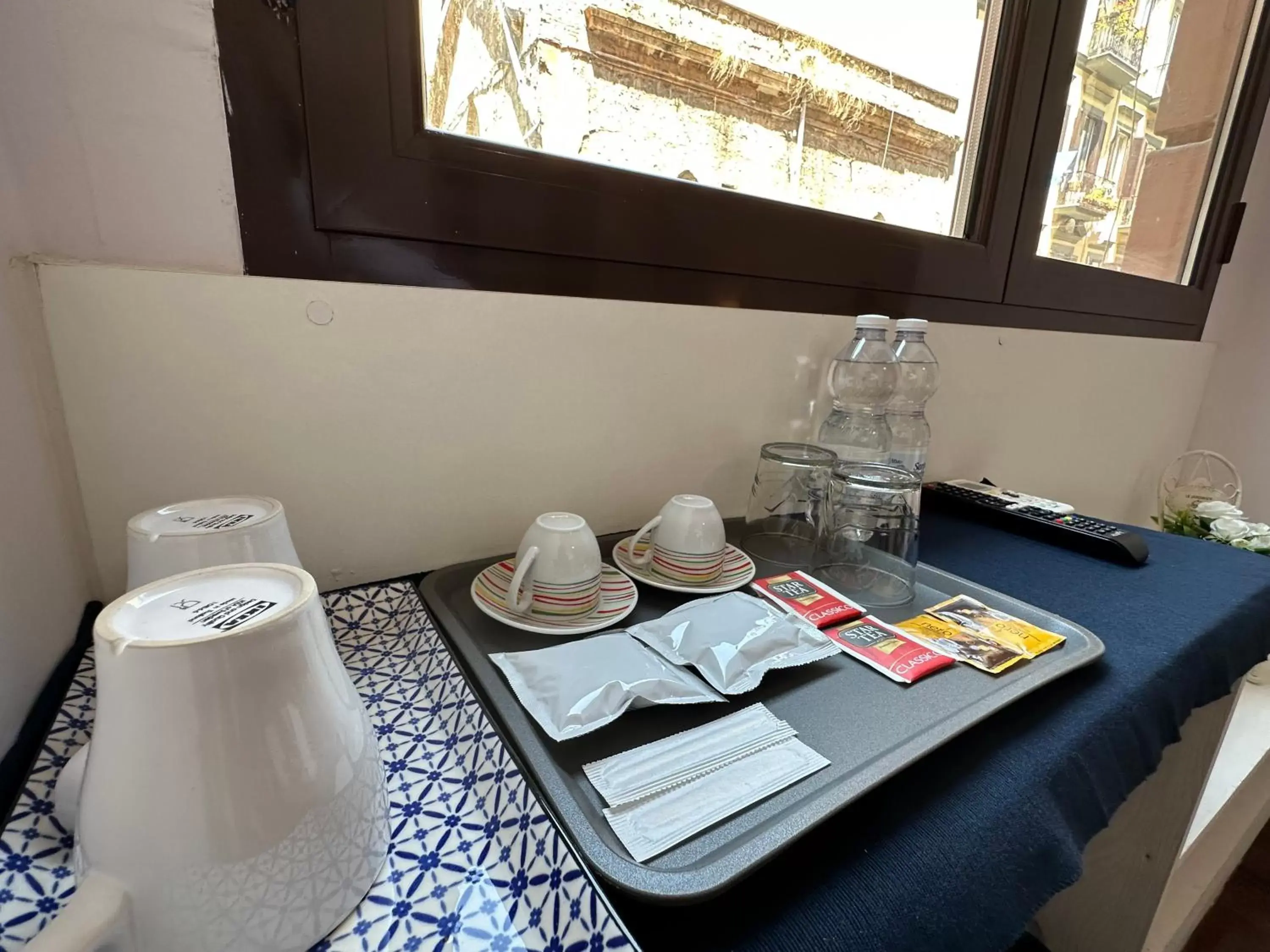Coffee/tea facilities in Archivio Storico Napoli Centro