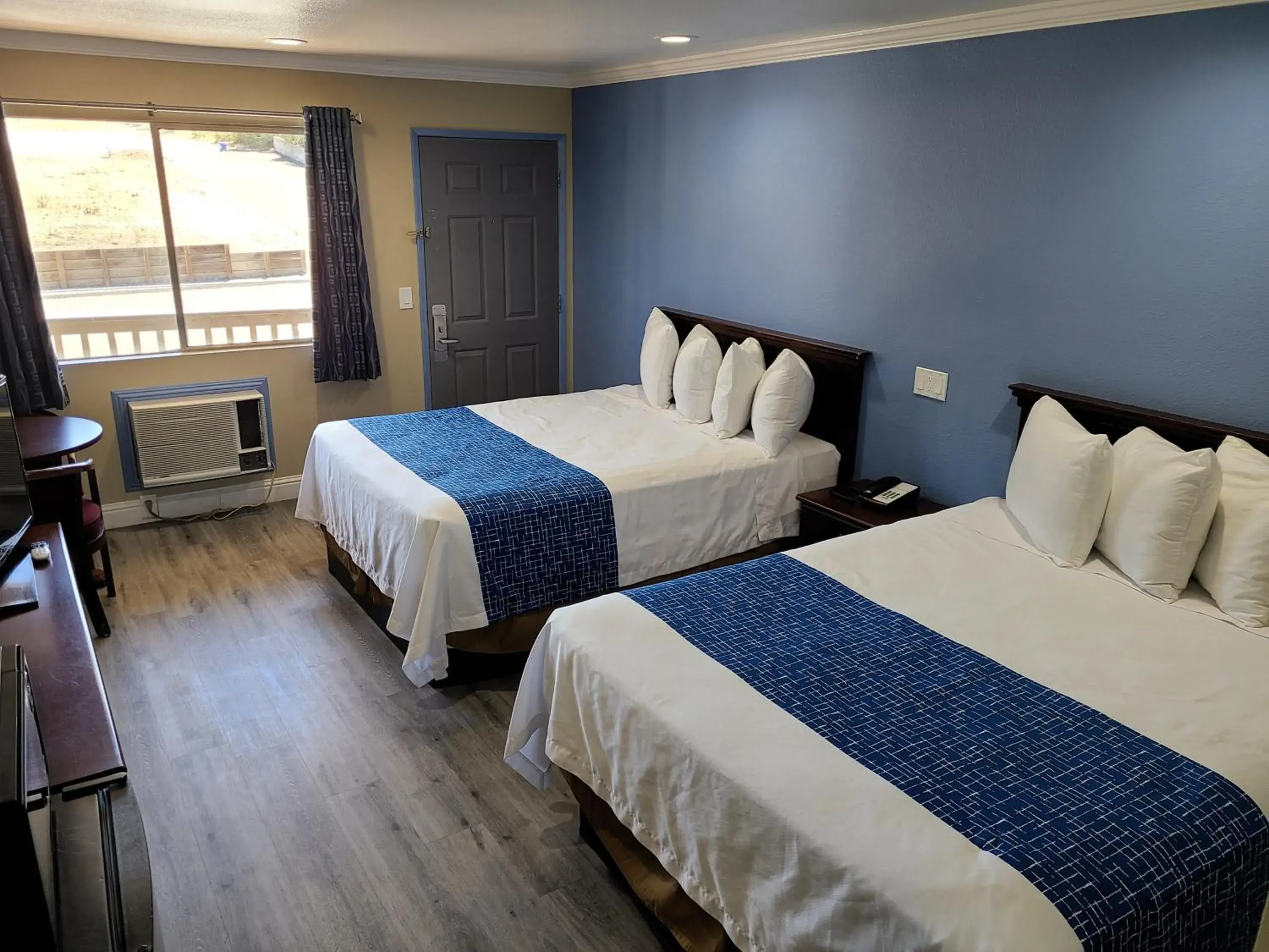 Bedroom, Bed in Travelodge by Wyndham Clearlake Bedroom, Bed in Travelodge by Wyndham Clearlake