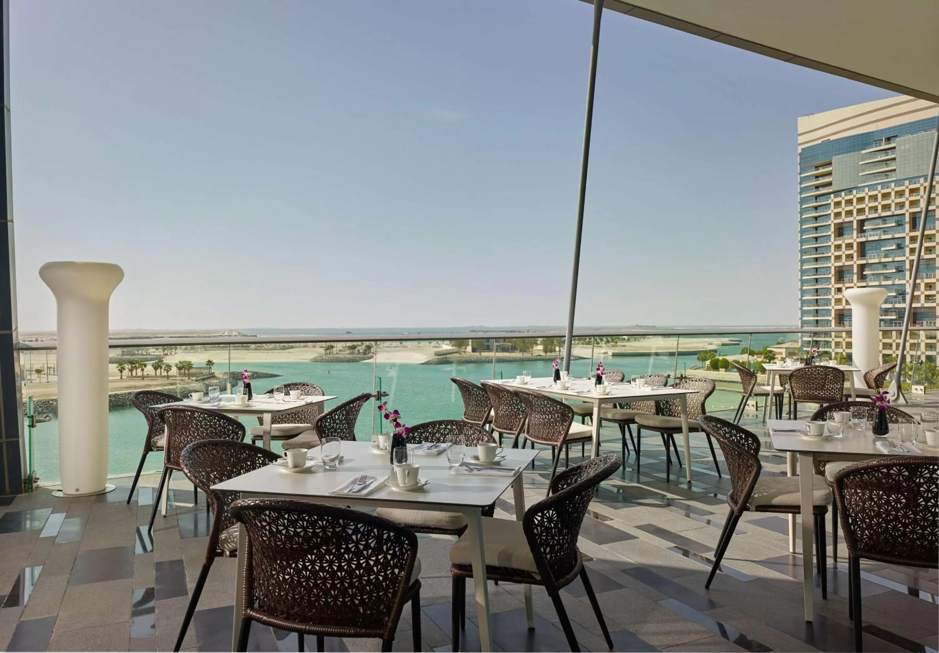 Restaurant/places to eat in Grand Hyatt Abu Dhabi Hotel & Residences Emirates Pearl