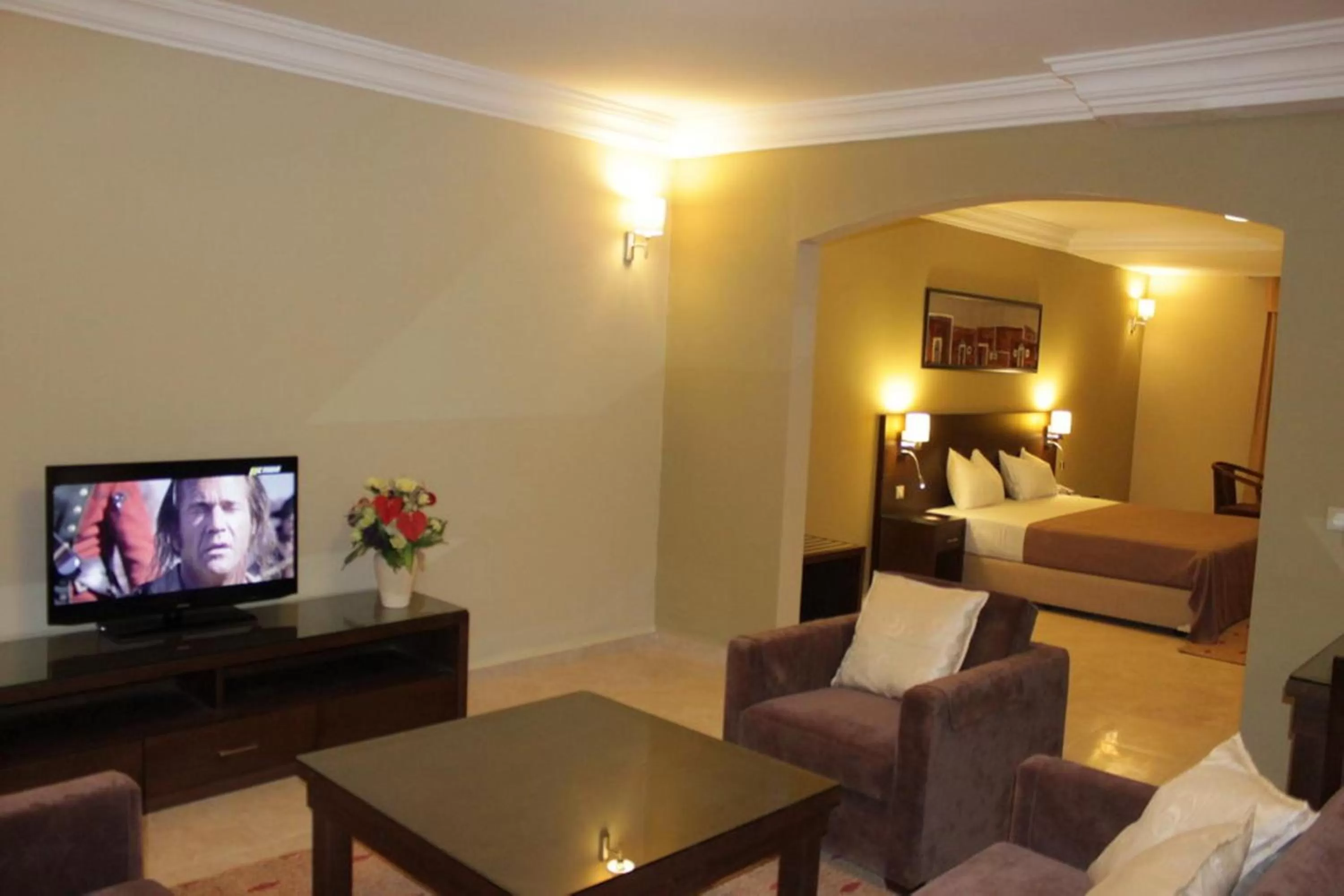 Living room, Bed in Hotel Mauricenter Nouakchott