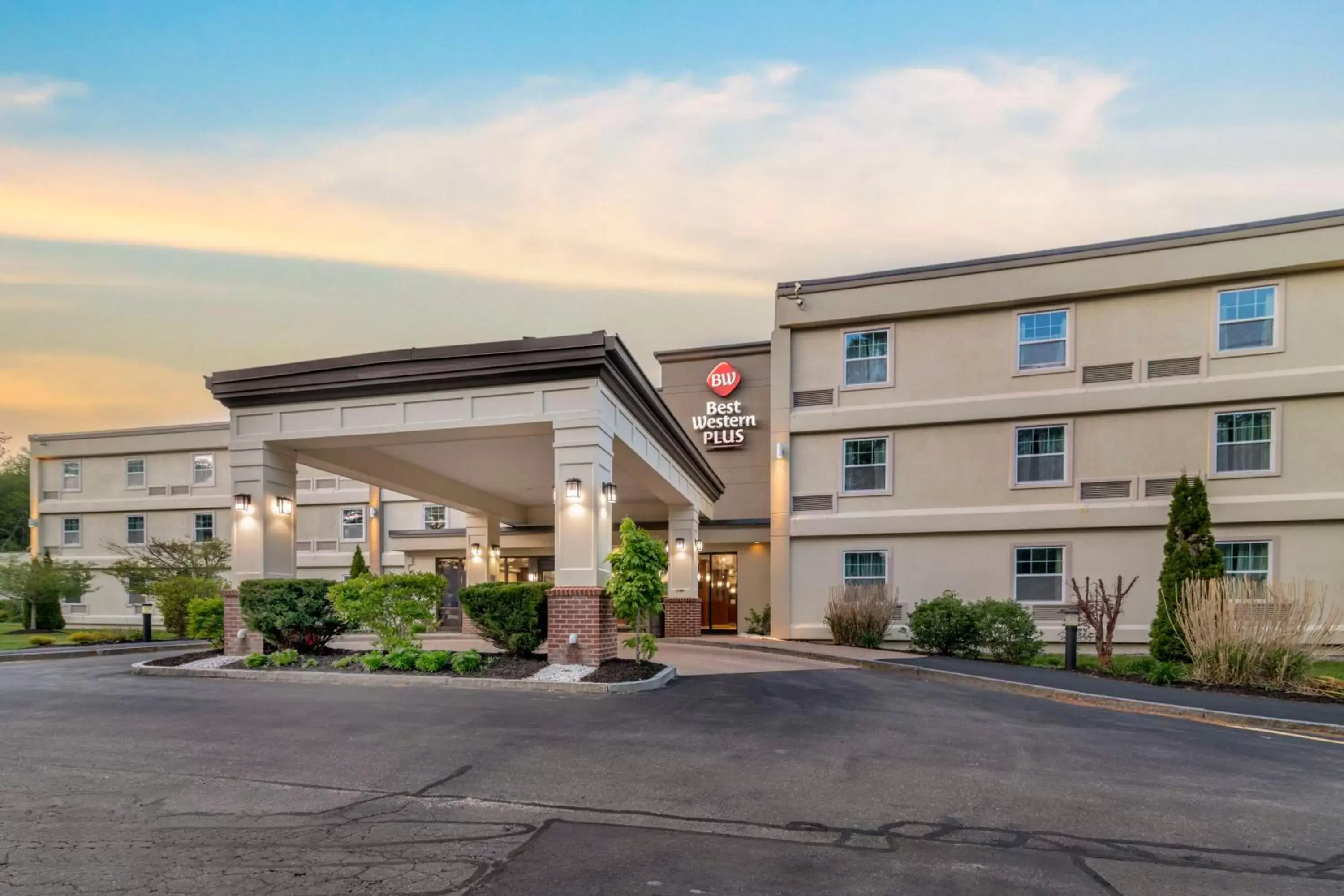 Property building in Best Western Plus Brunswick Bath Property building in Best Western Plus Brunswick Bath