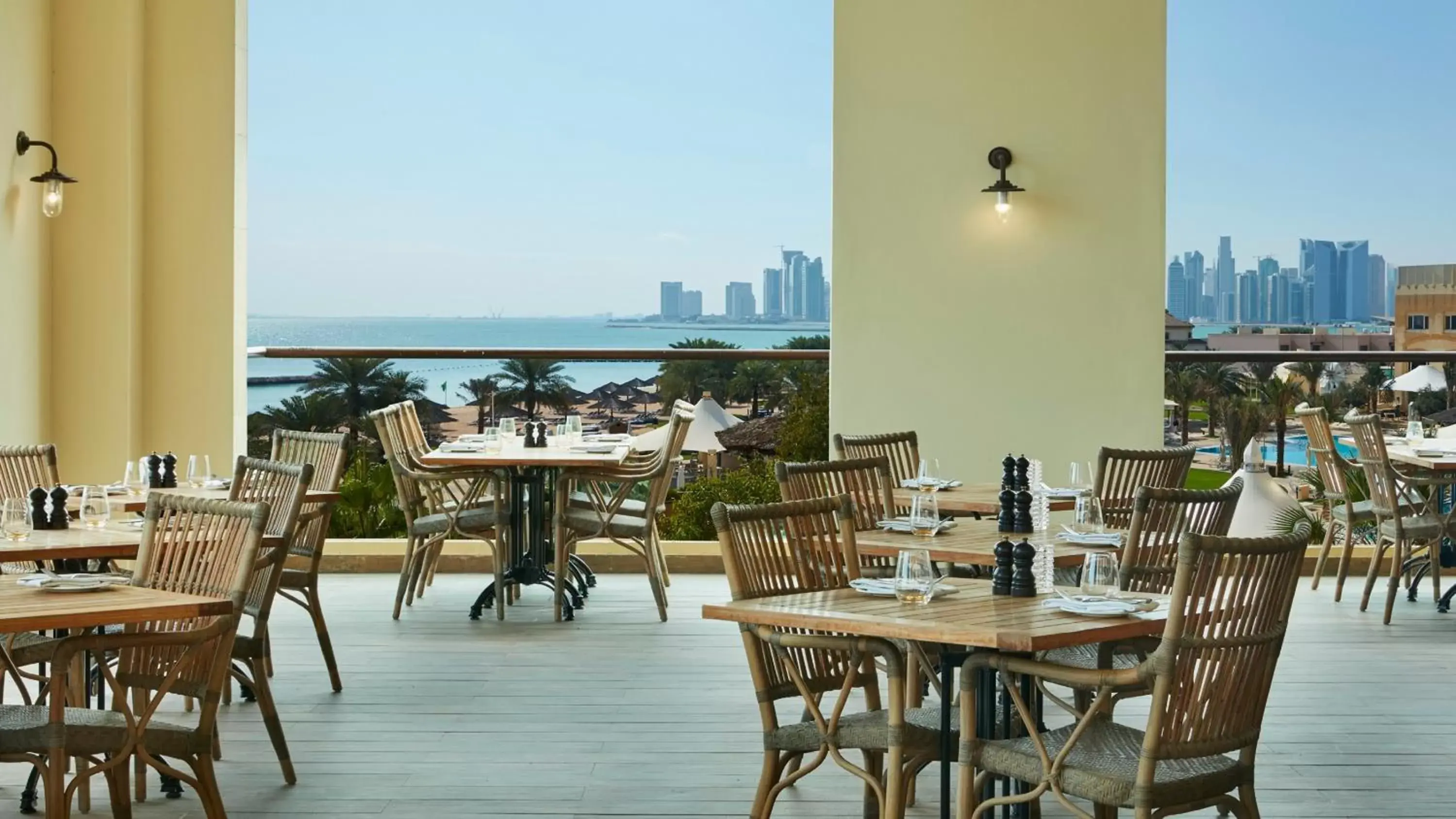 Restaurant/Places to Eat in InterContinental Doha Beach & Spa, an IHG Hotel