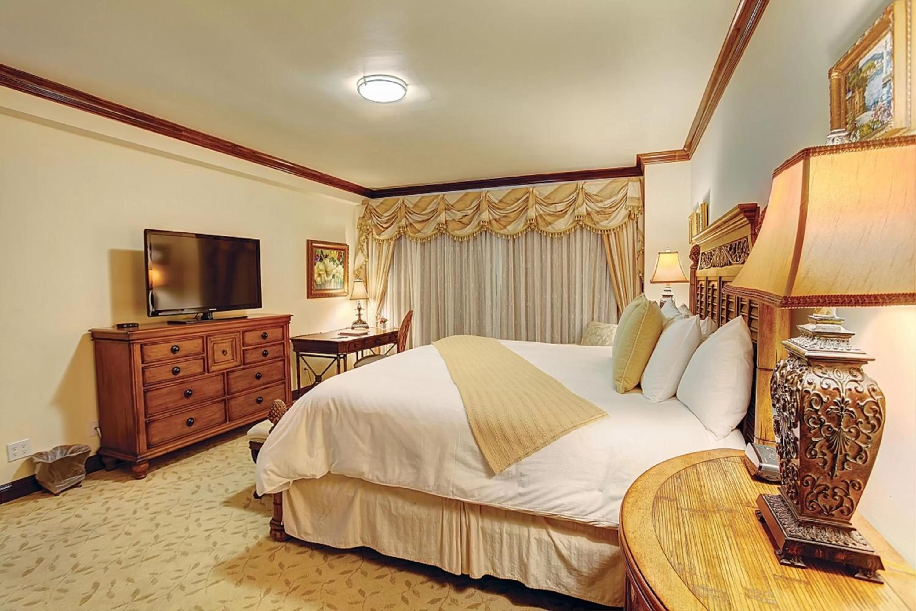 Bed in Sea View Hotel