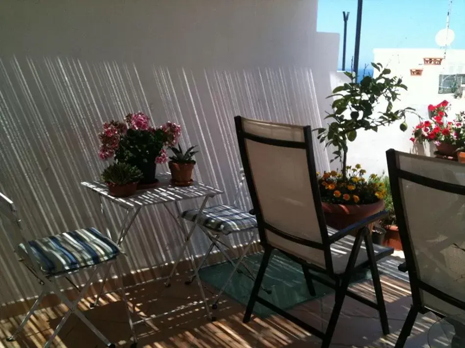 Patio, Dining Area in B&B Casa Dorsi