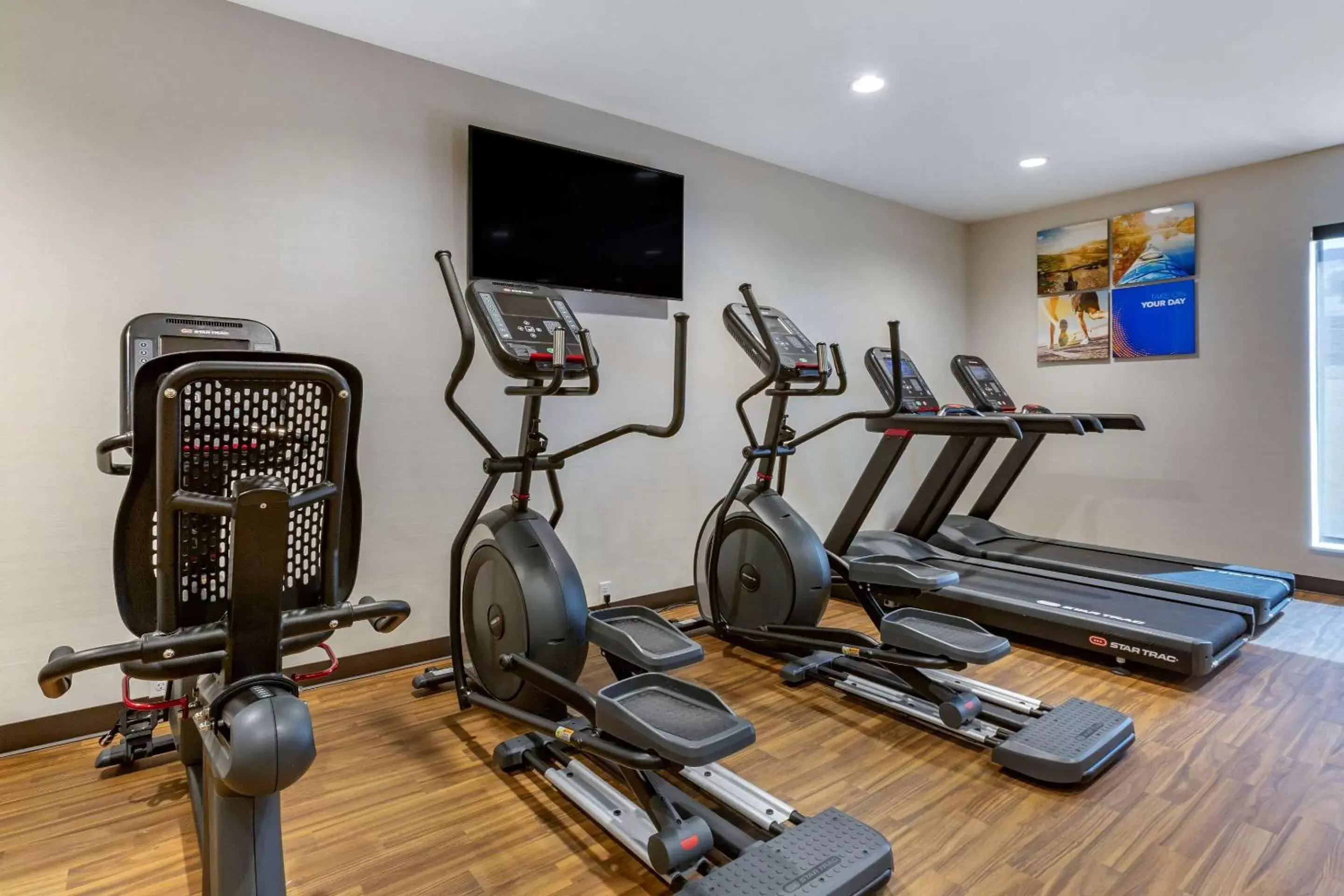 Fitness centre/facilities, Fitness Center/Facilities in Comfort Suites Albuquerque Airport