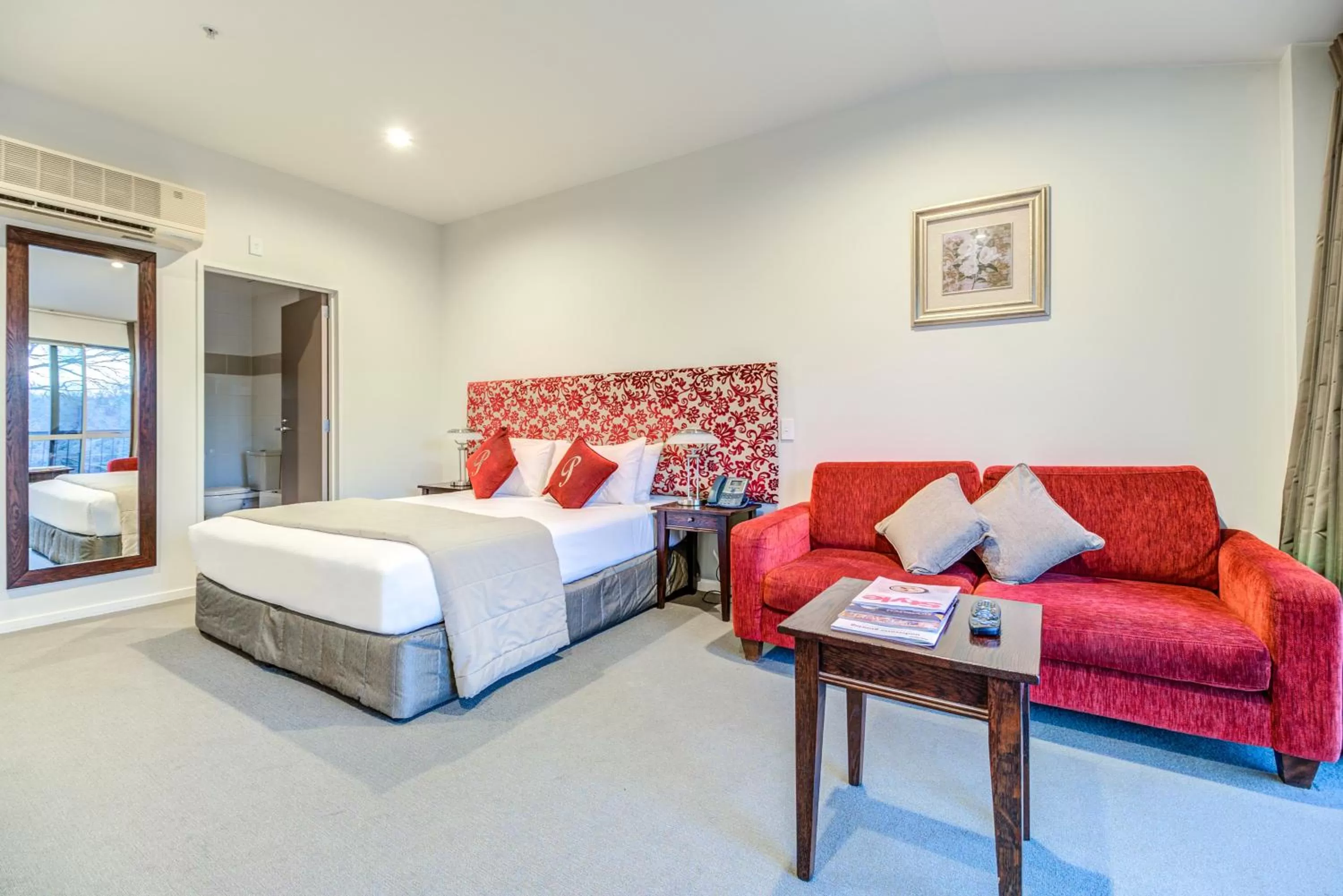 Bed in Parkview On Hagley