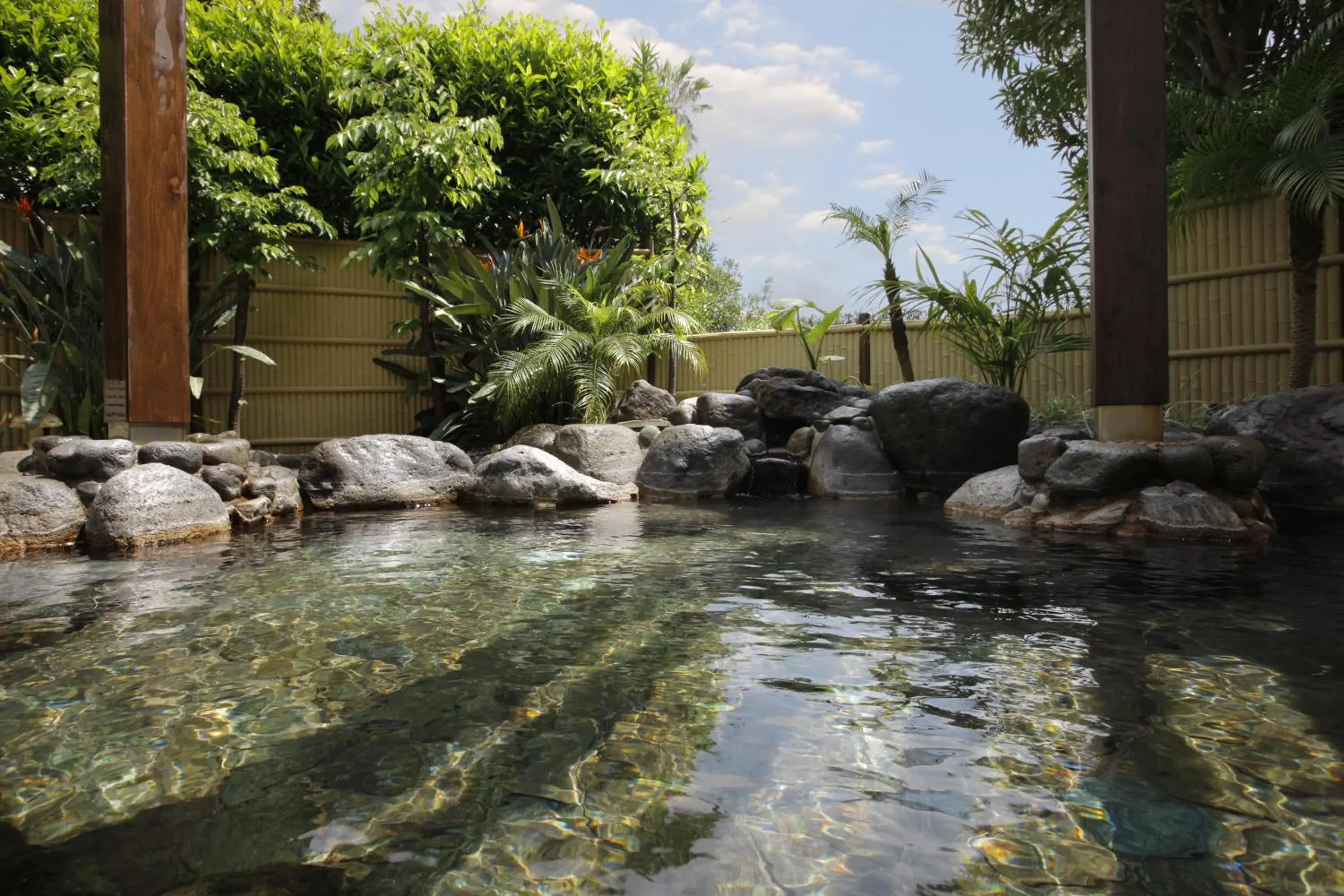 Hot Spring Bath in Izu-Imaihama Tokyu Hotel