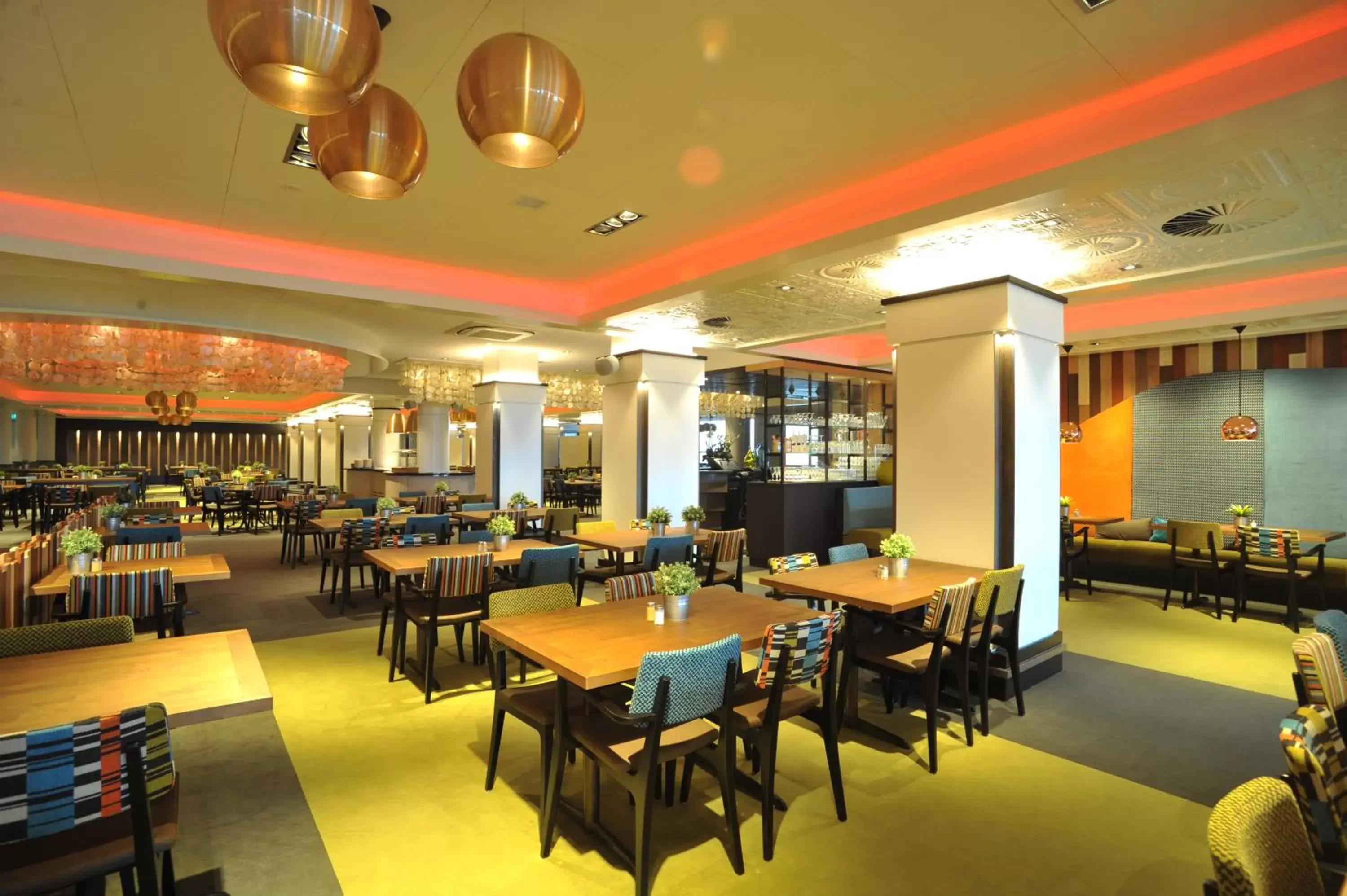 Restaurant/Places to Eat in Hotel Zuiderduin