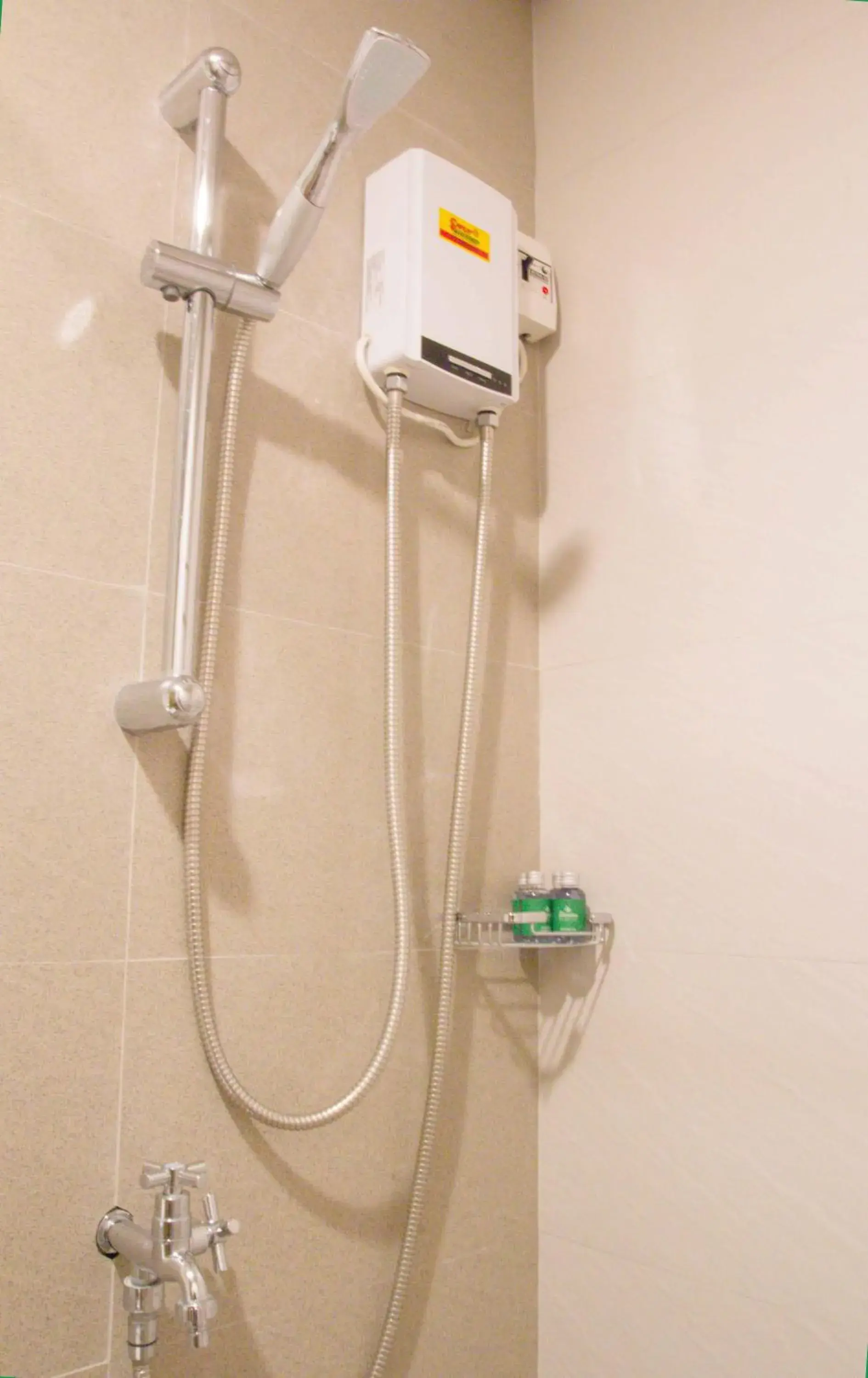 Shower, Bathroom in Sheridan Boutique Hotel