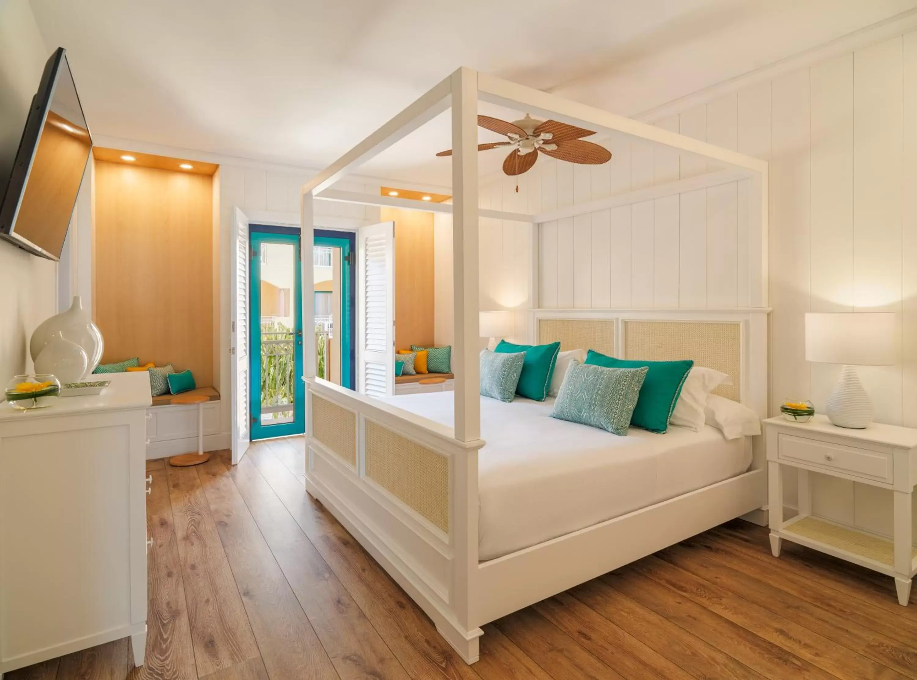 Photo of the whole room, Bed in H10 Playa Esmeralda - Adults Only Photo of the whole room, Bed in H10 Playa Esmeralda - Adults Only