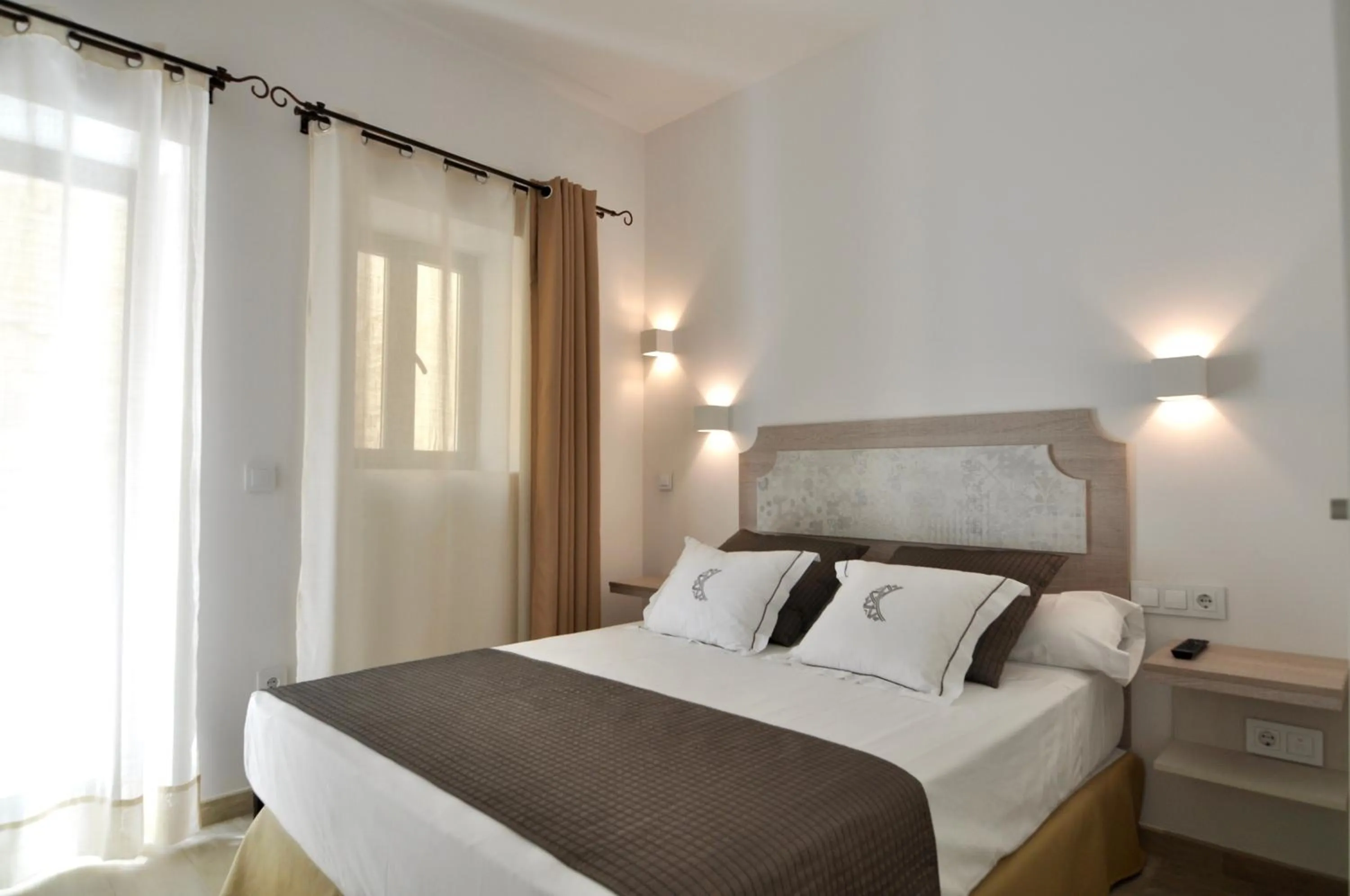 Photo of the whole room, Bed in Patios del Orfebre