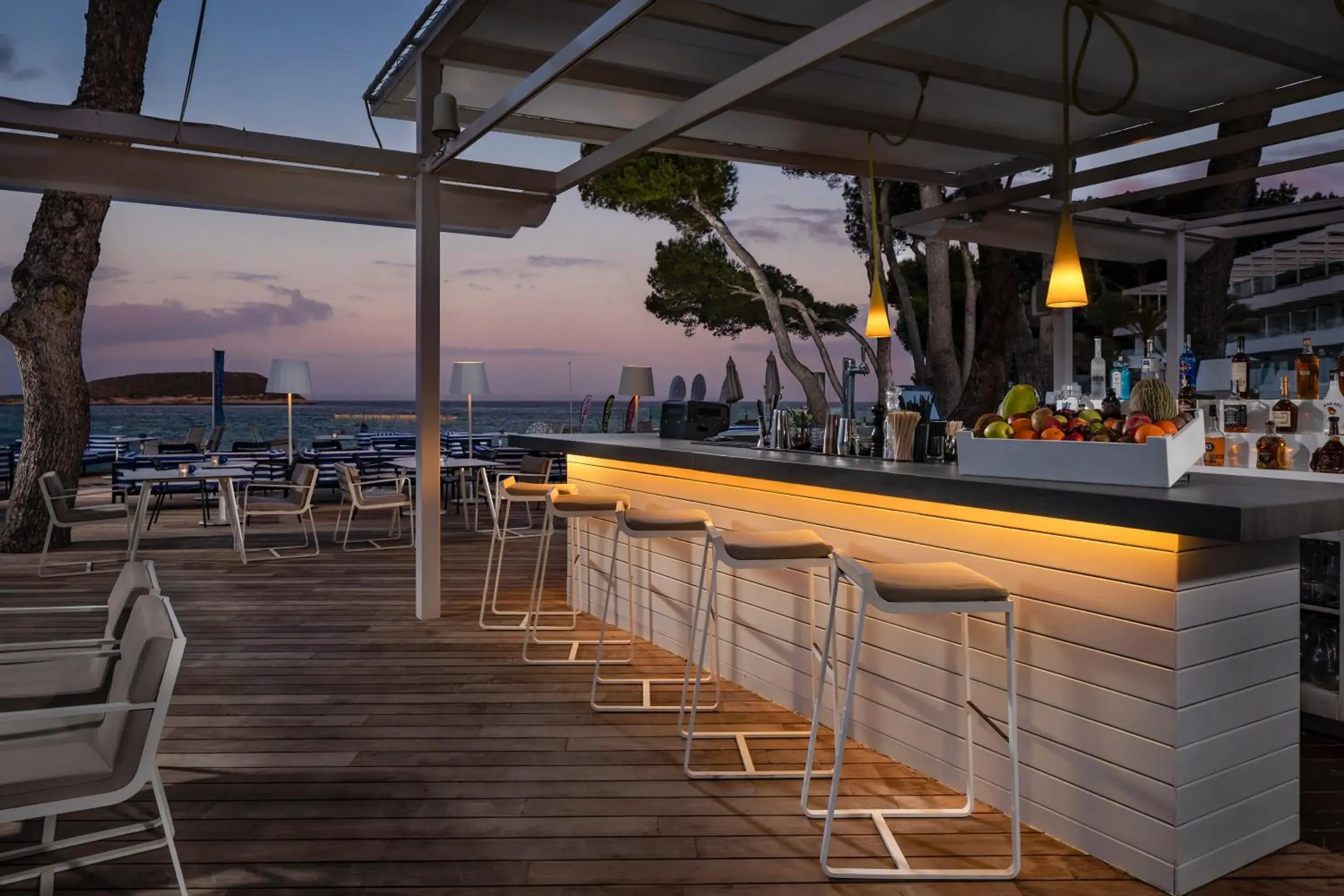 Restaurant/places to eat in Melia South Beach
