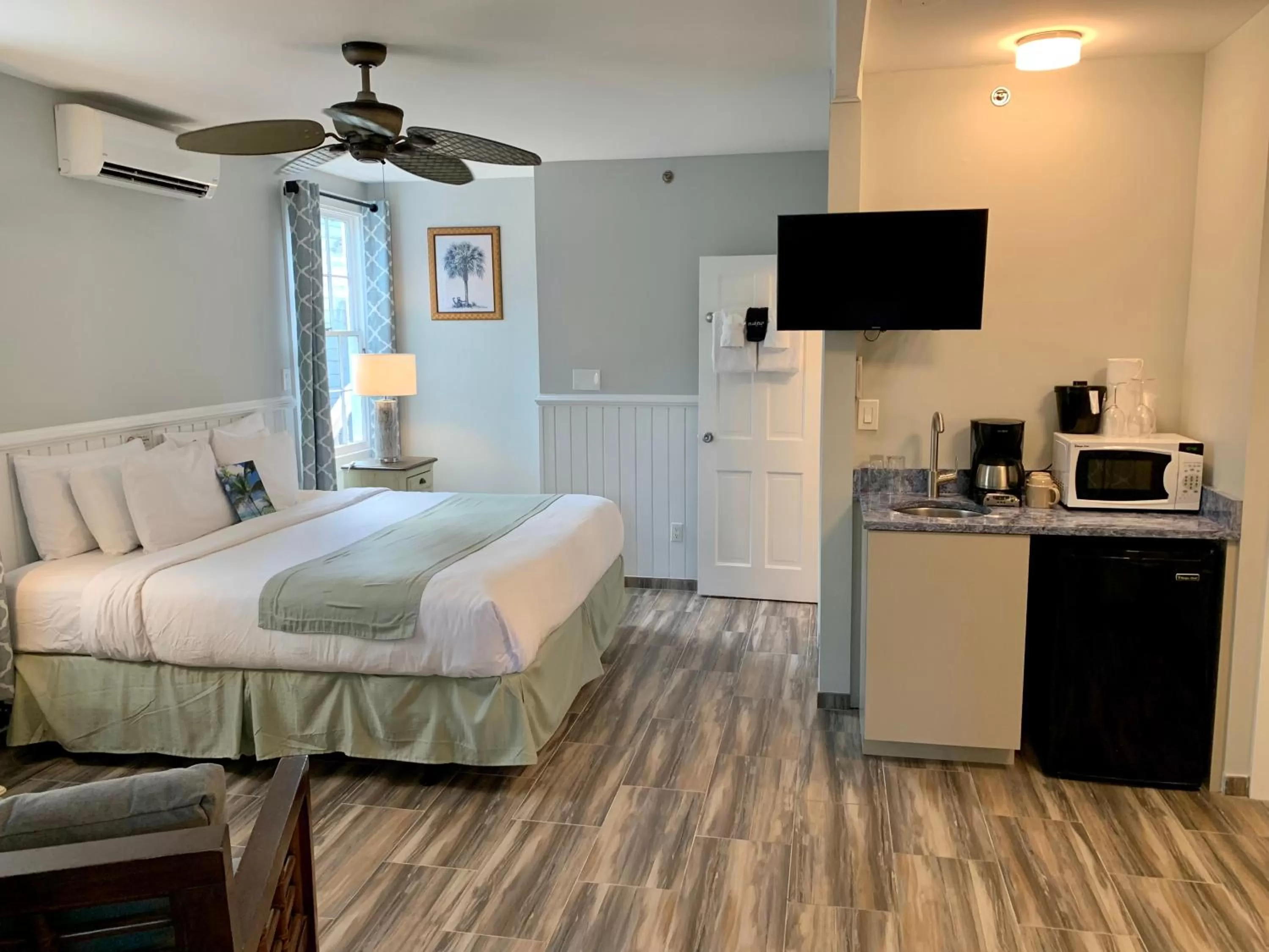 Bed in Douglas House