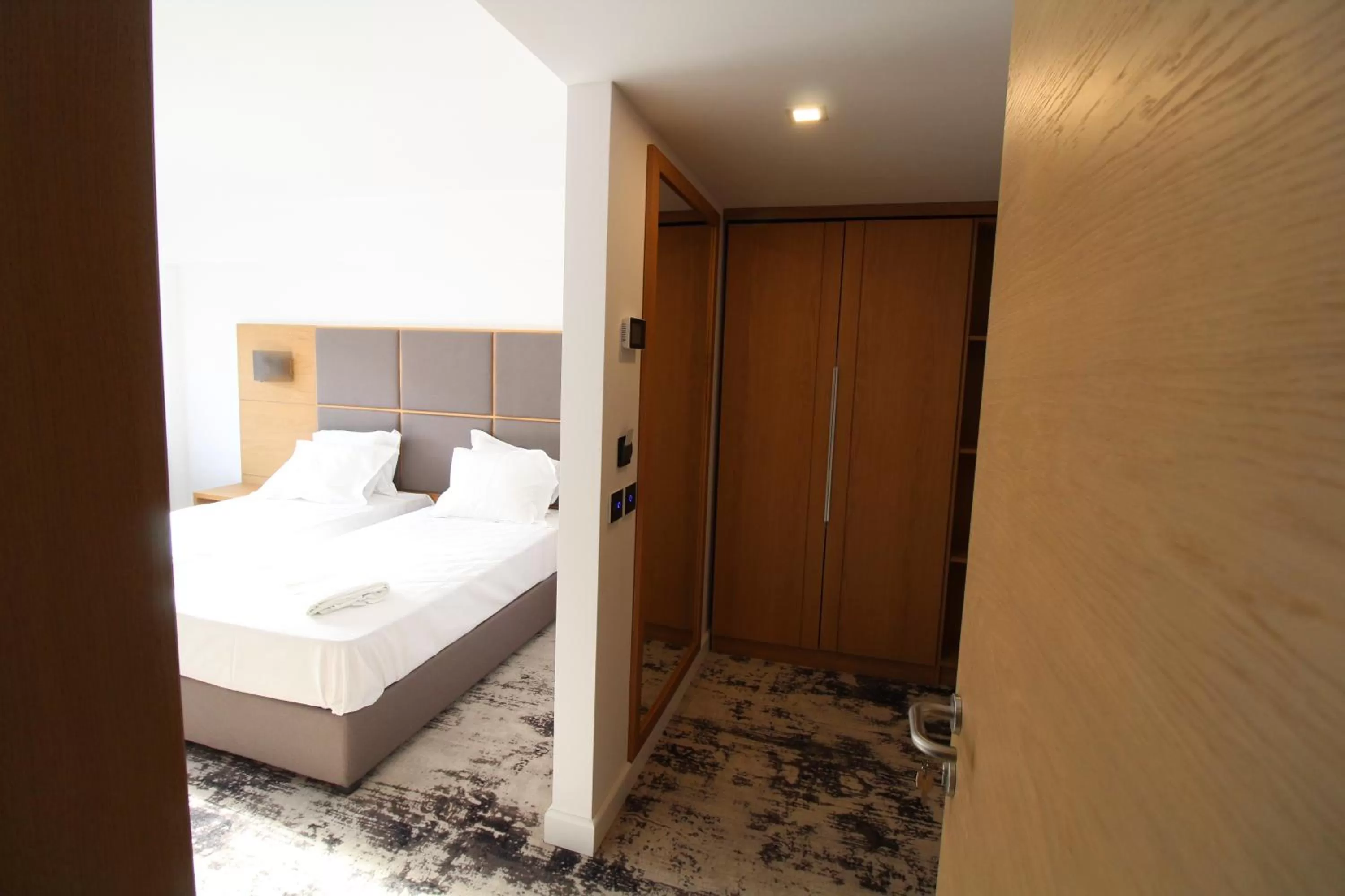 Photo of the whole room, Bed in Hotel Avenue - Avenue Hotels