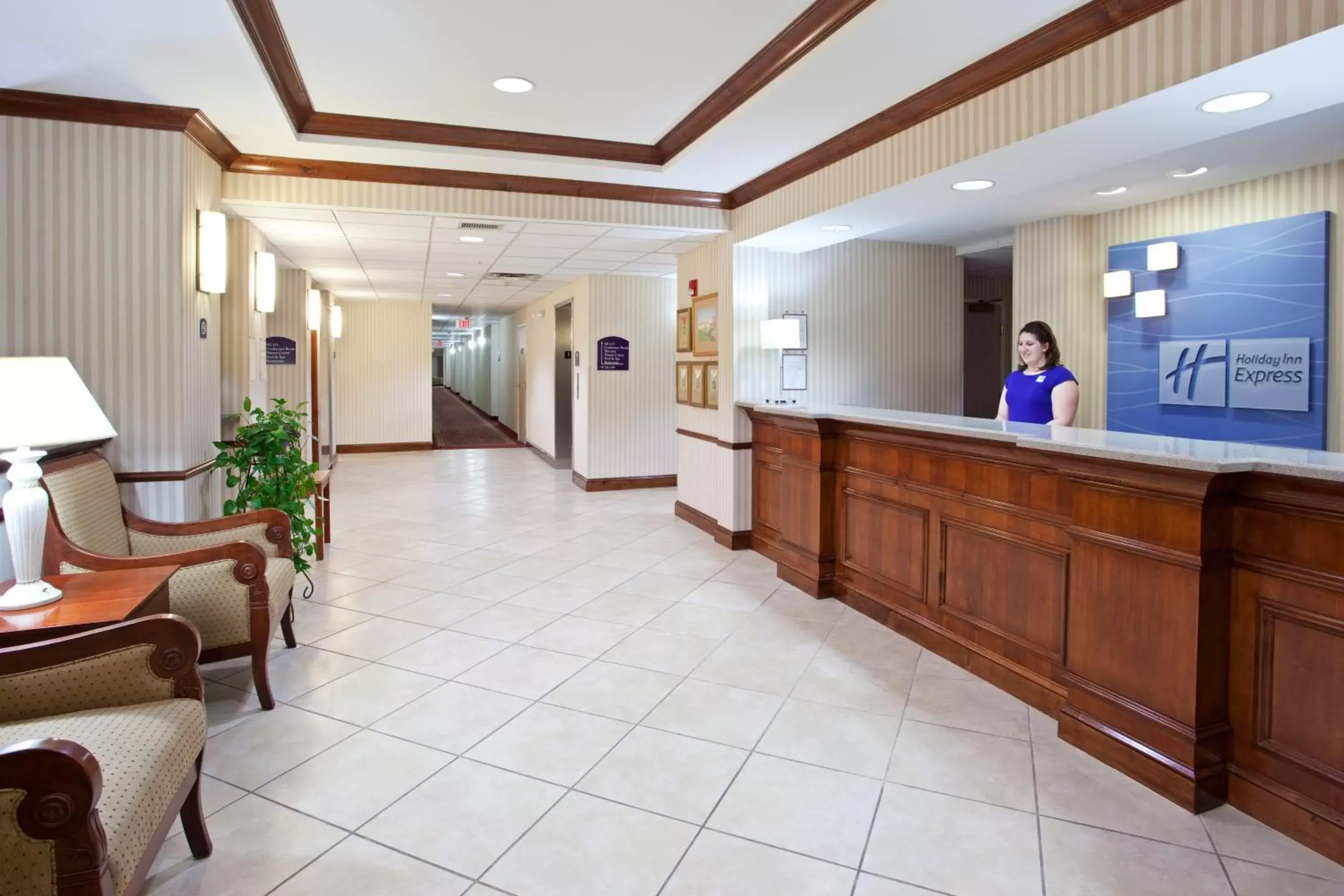 Property building, Lobby/Reception in Holiday Inn Express Hotel & Suites Marion, an IHG Hotel