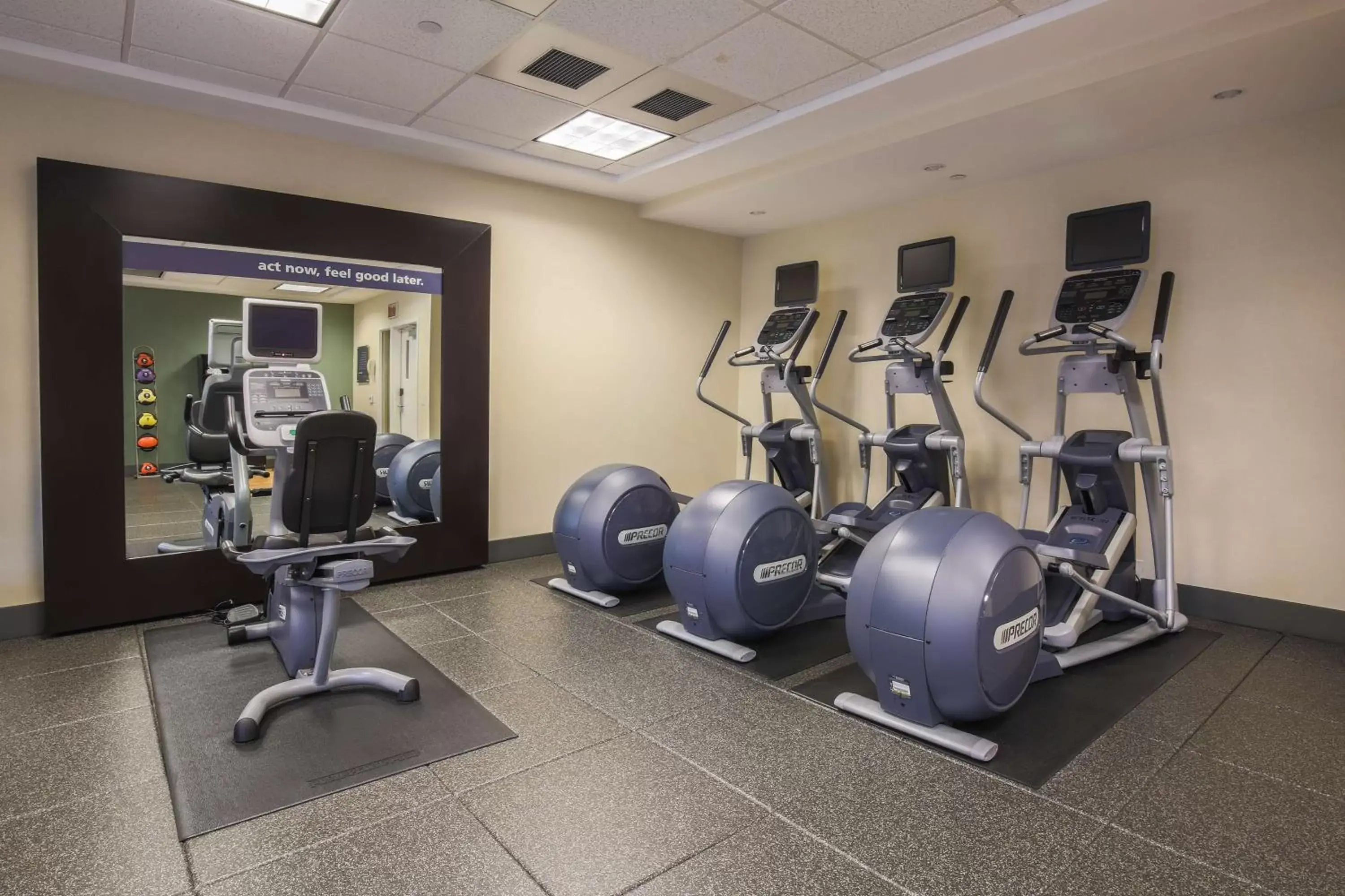 Fitness centre/facilities, Fitness Center/Facilities in Hampton Inn & Suites Camarillo