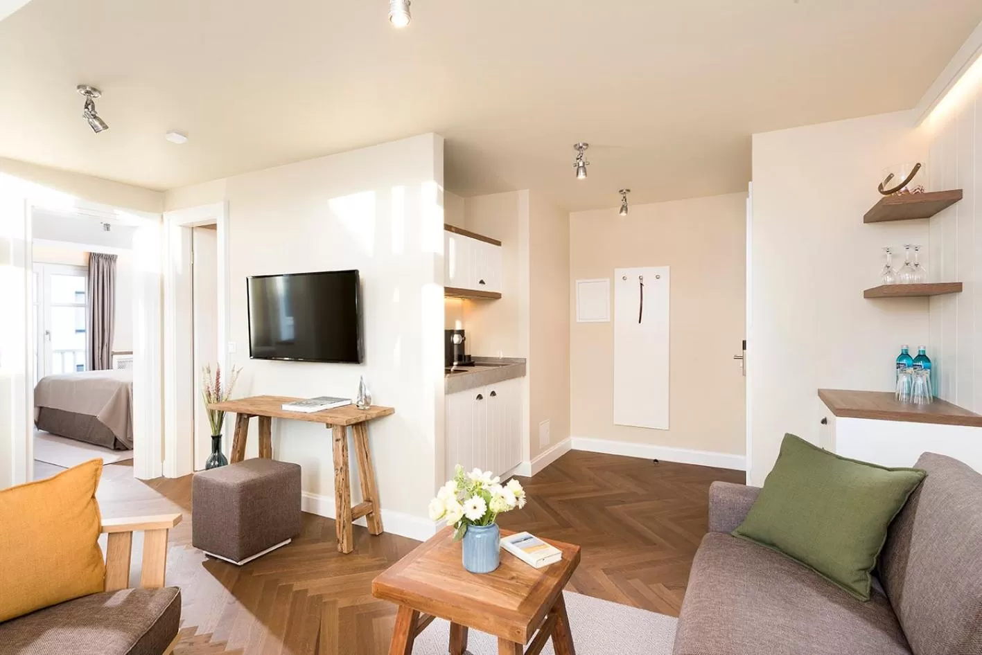 Communal lounge/ TV room in LOEV - VELA Hotels