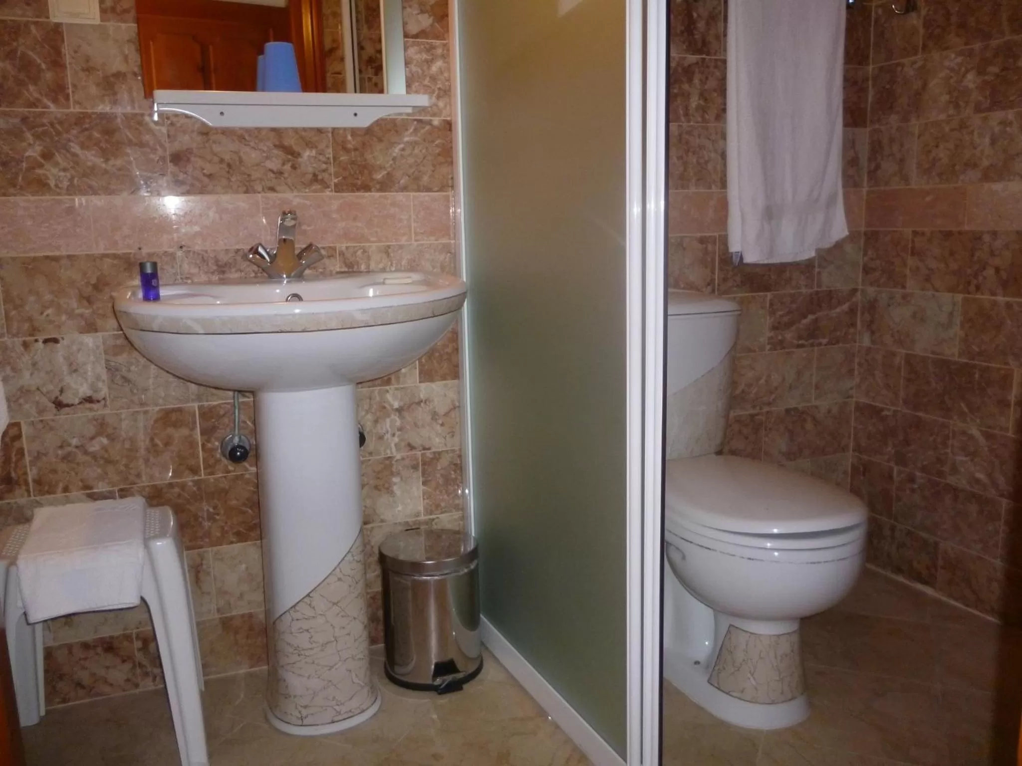 Bathroom in Frankfurt Hotel